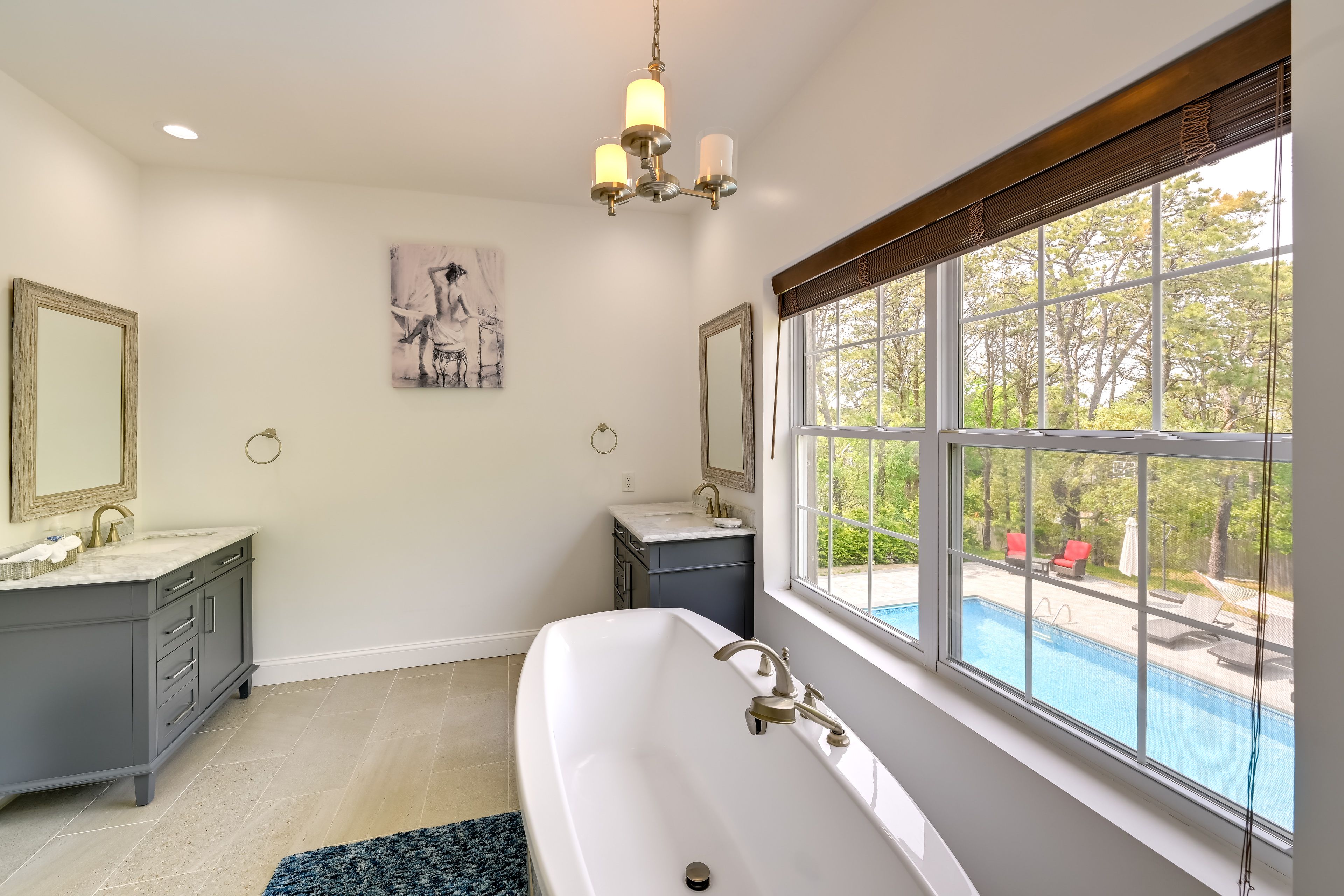 En-Suite Bathroom | Towels Provided