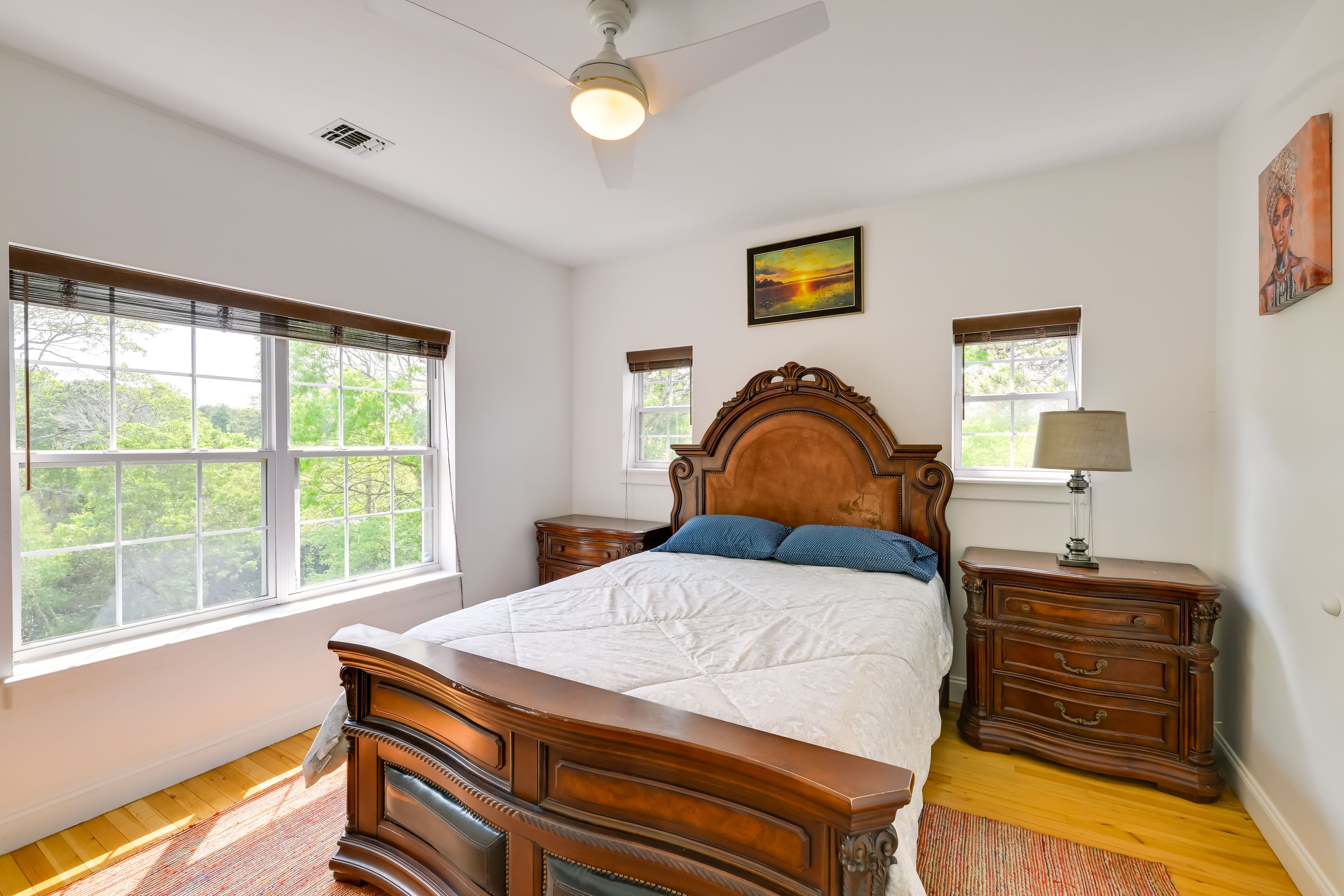 Bedroom 5 | Queen Bed | Smart TV w/ Cable
