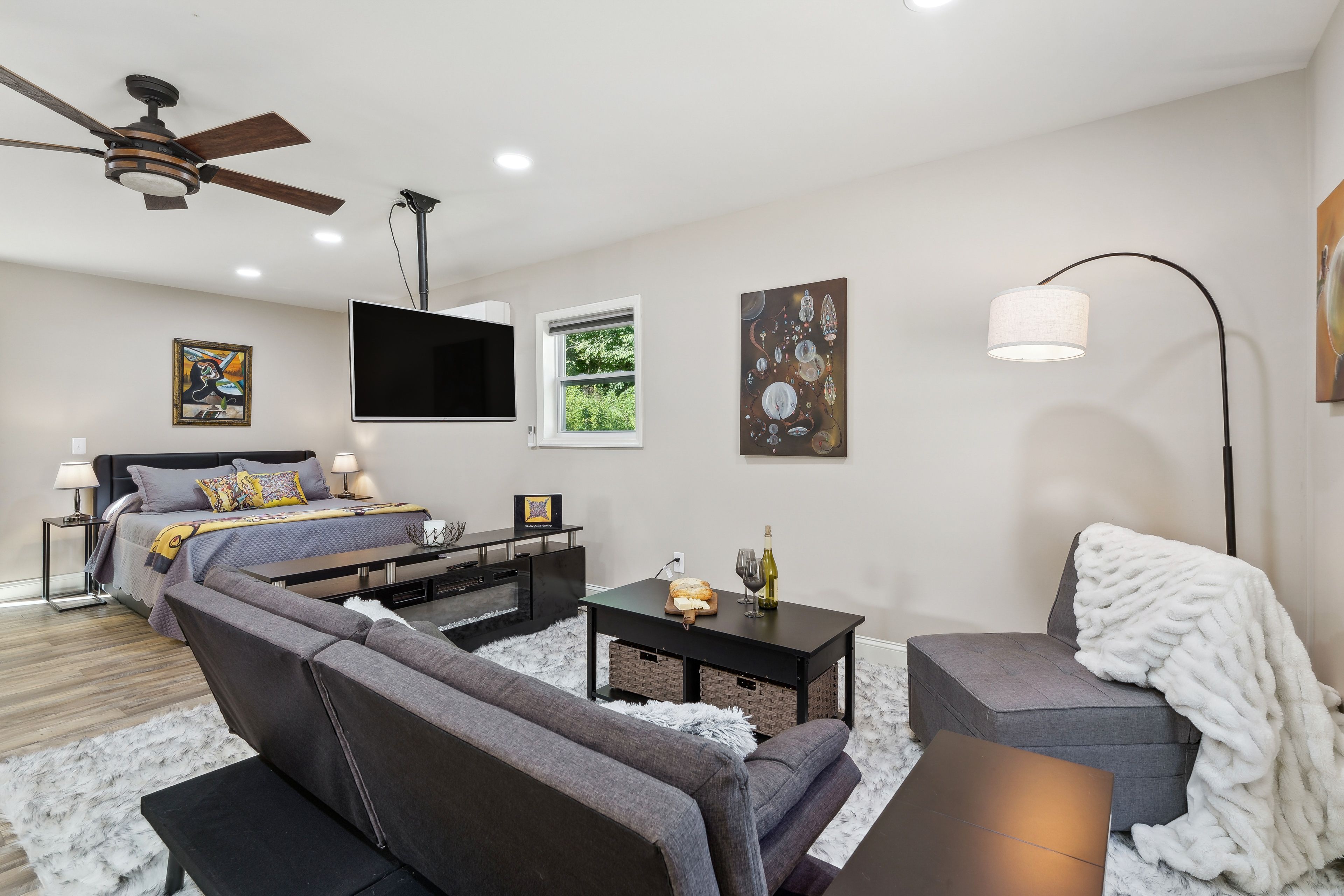 Studio | Free WiFi | Mini-Split A/C & Heating | Board Games | Full Sleeper Sofa
