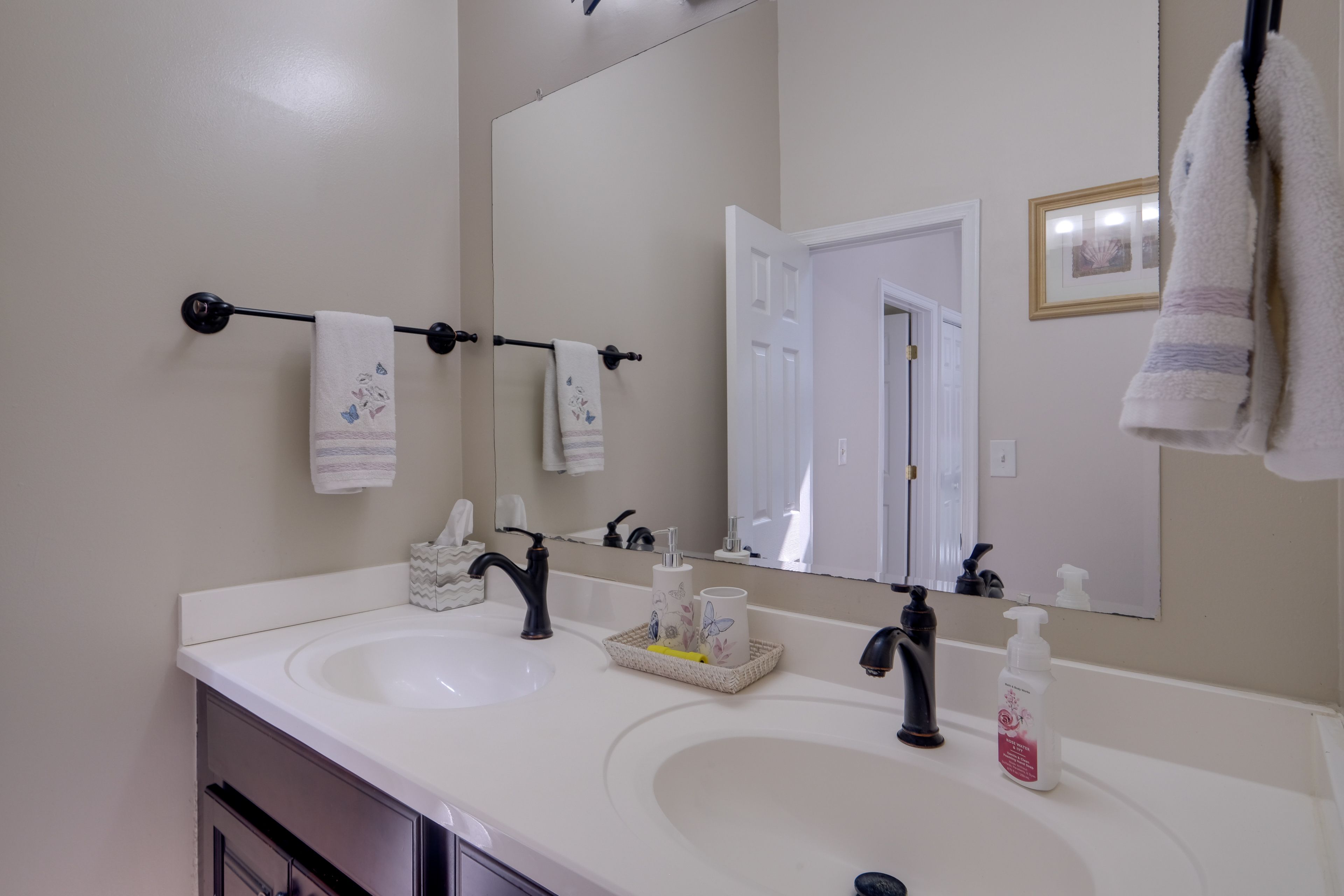 Full Bathroom | 2nd Floor | Hair Dryer