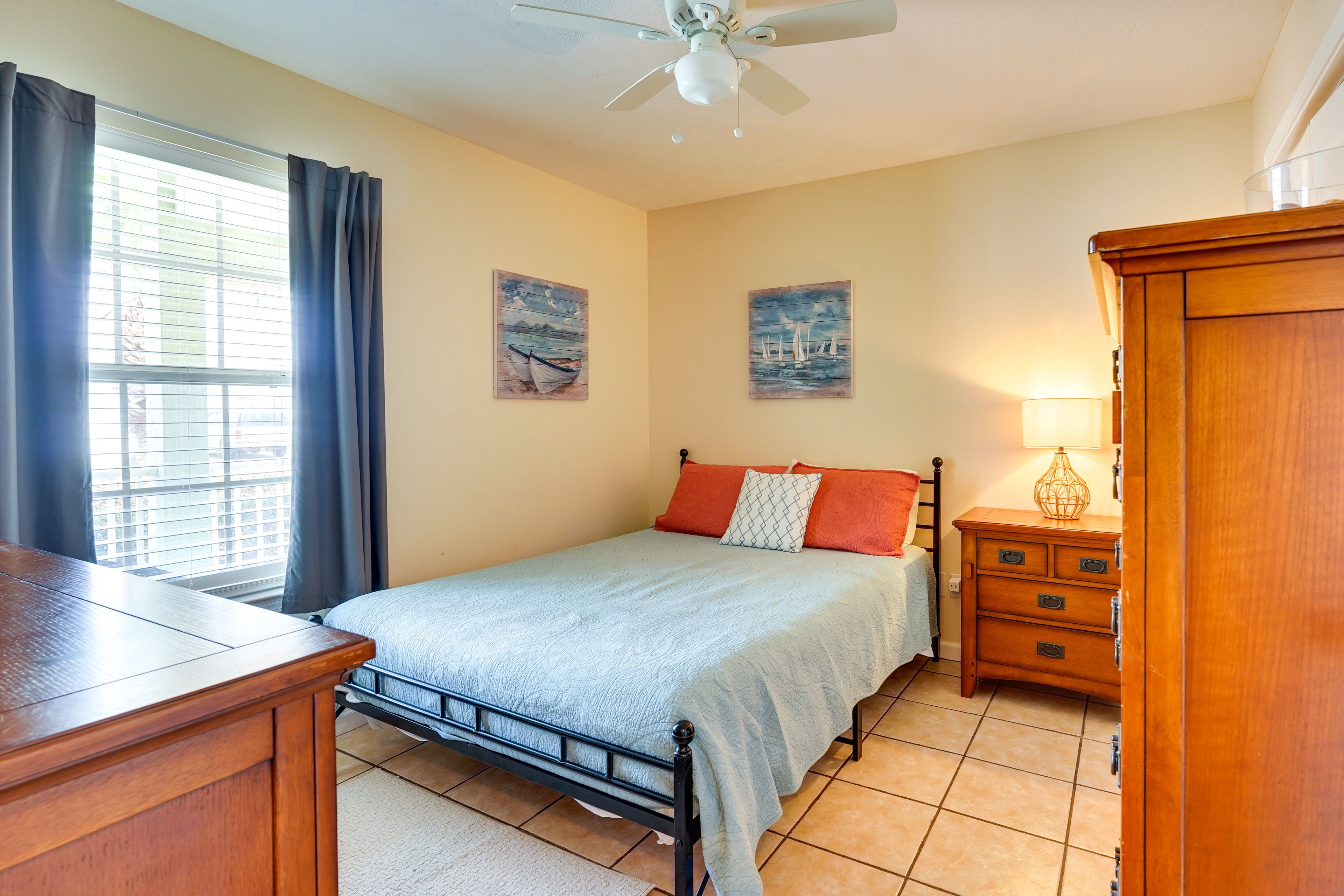 Bedroom 2 | Queen Bed | Linens Provided