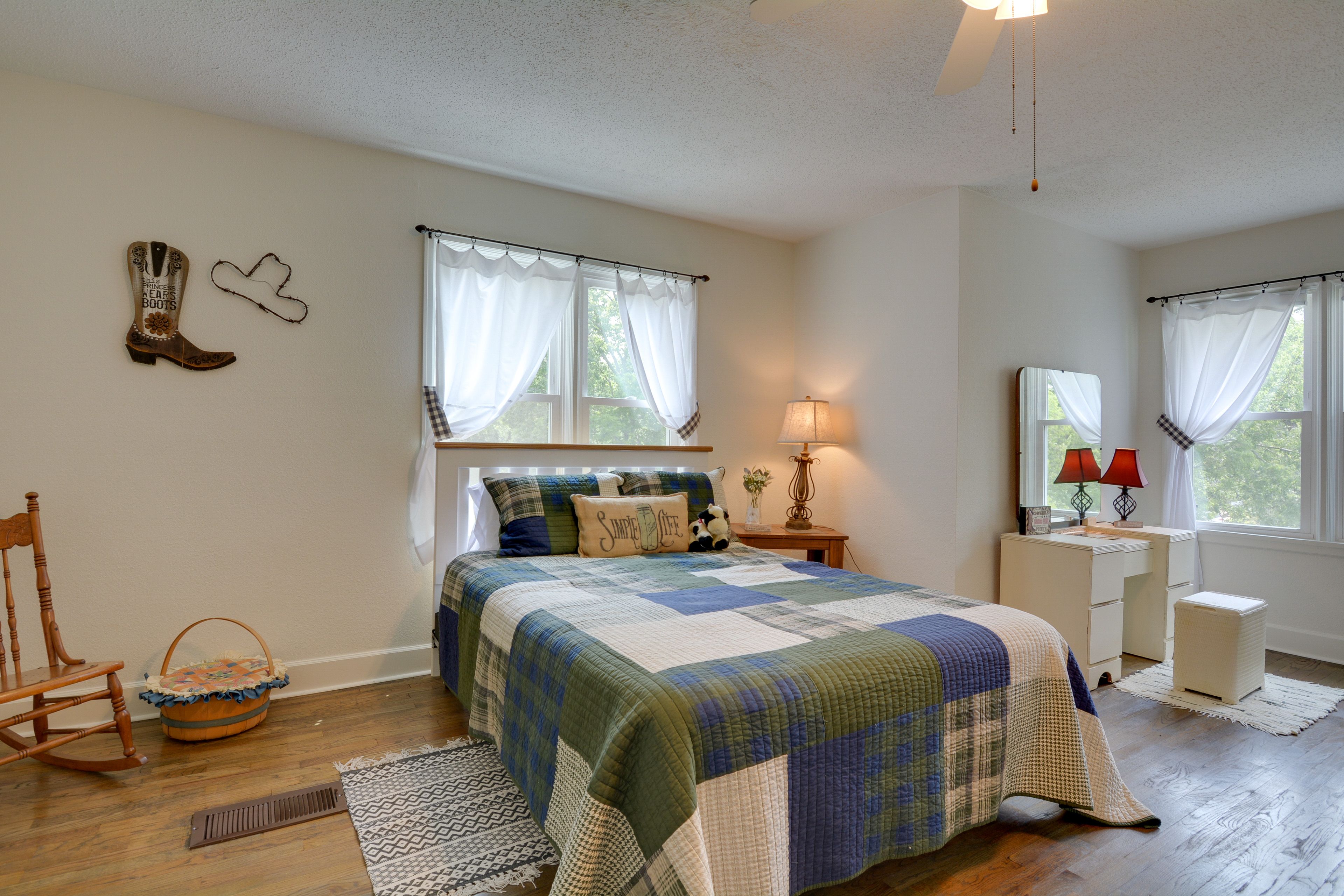 Bedroom 2 | Full Bed