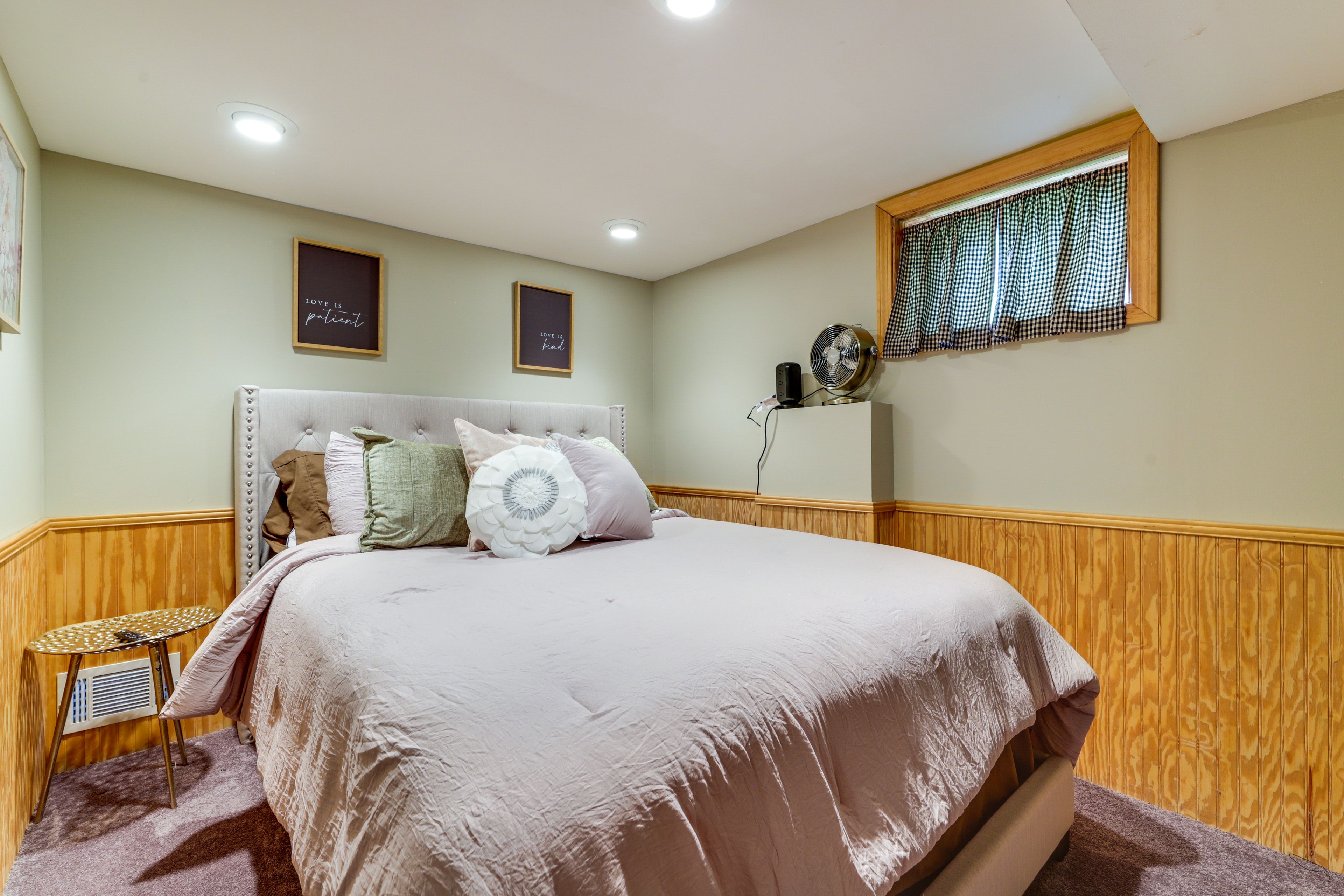 Bedroom 3 | Queen Bed | Towels Provided