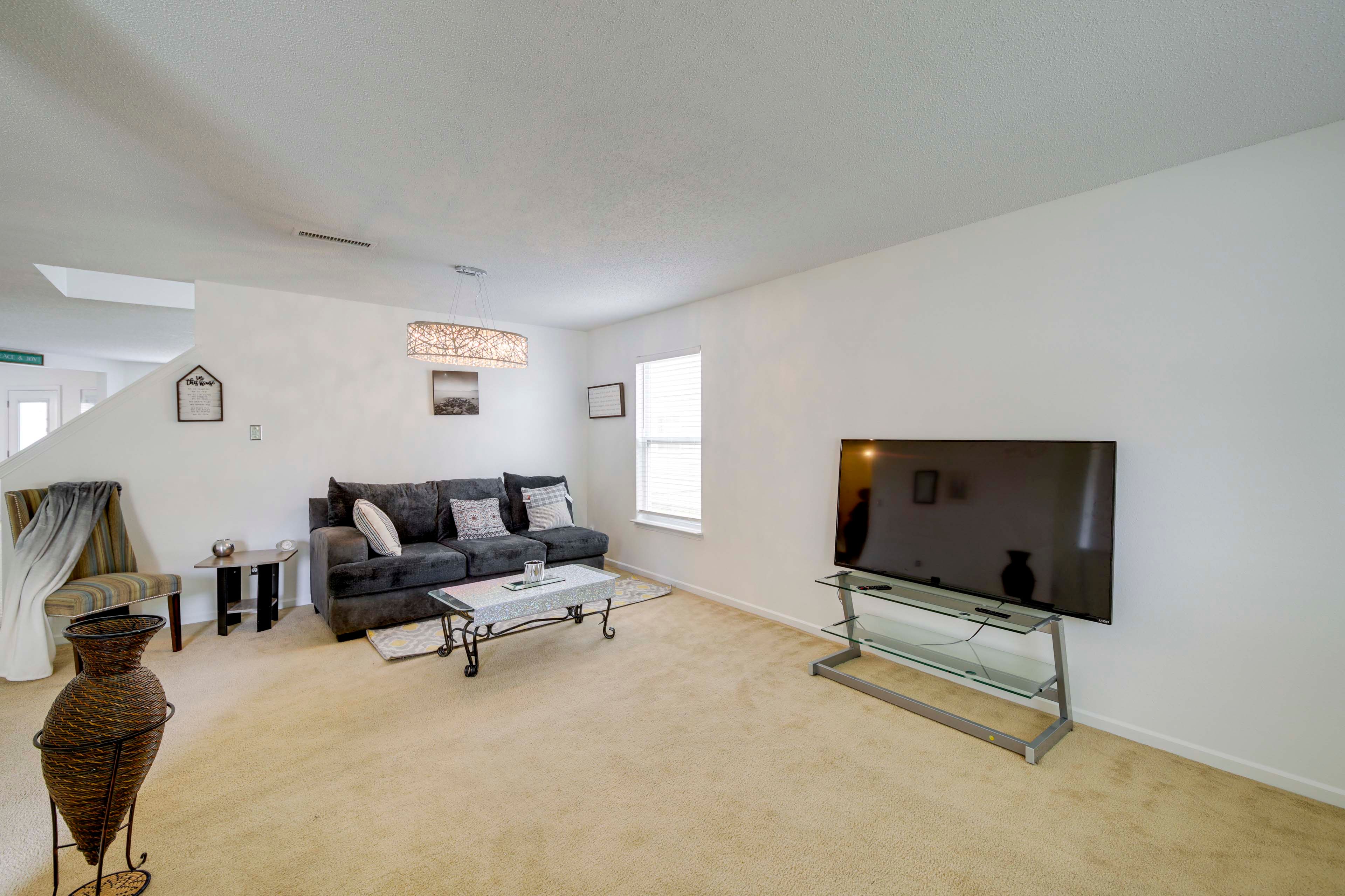 Family Room | Smart TV
