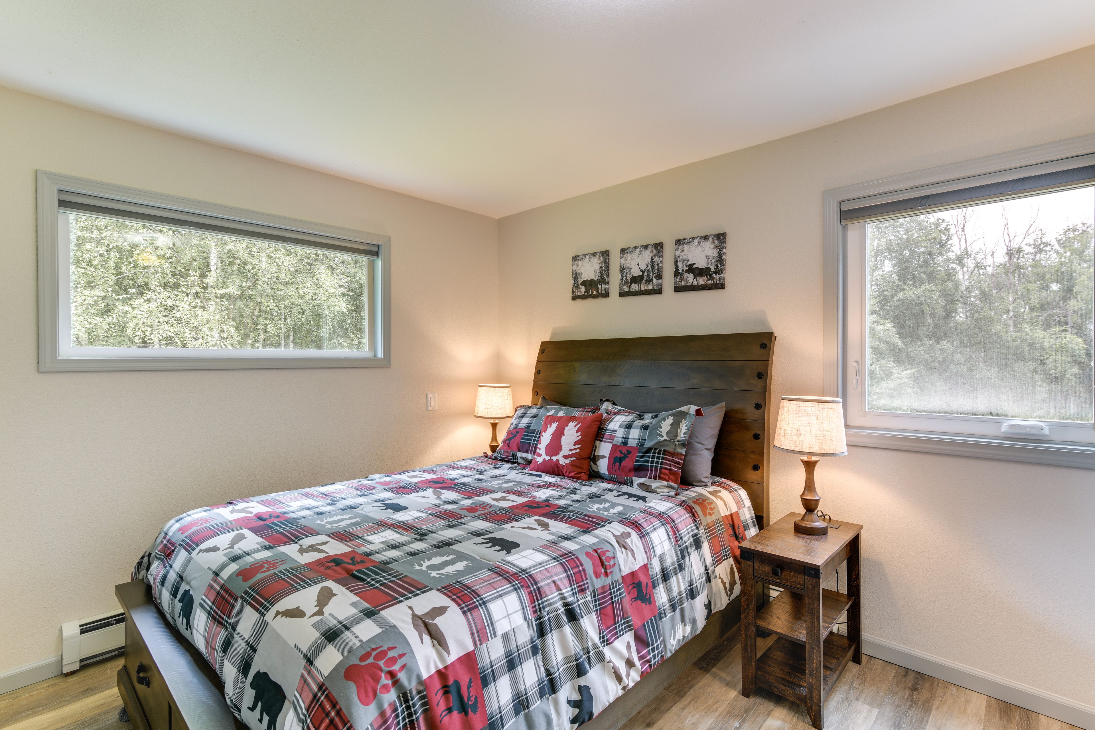 Bedroom 2 | Queen Bed