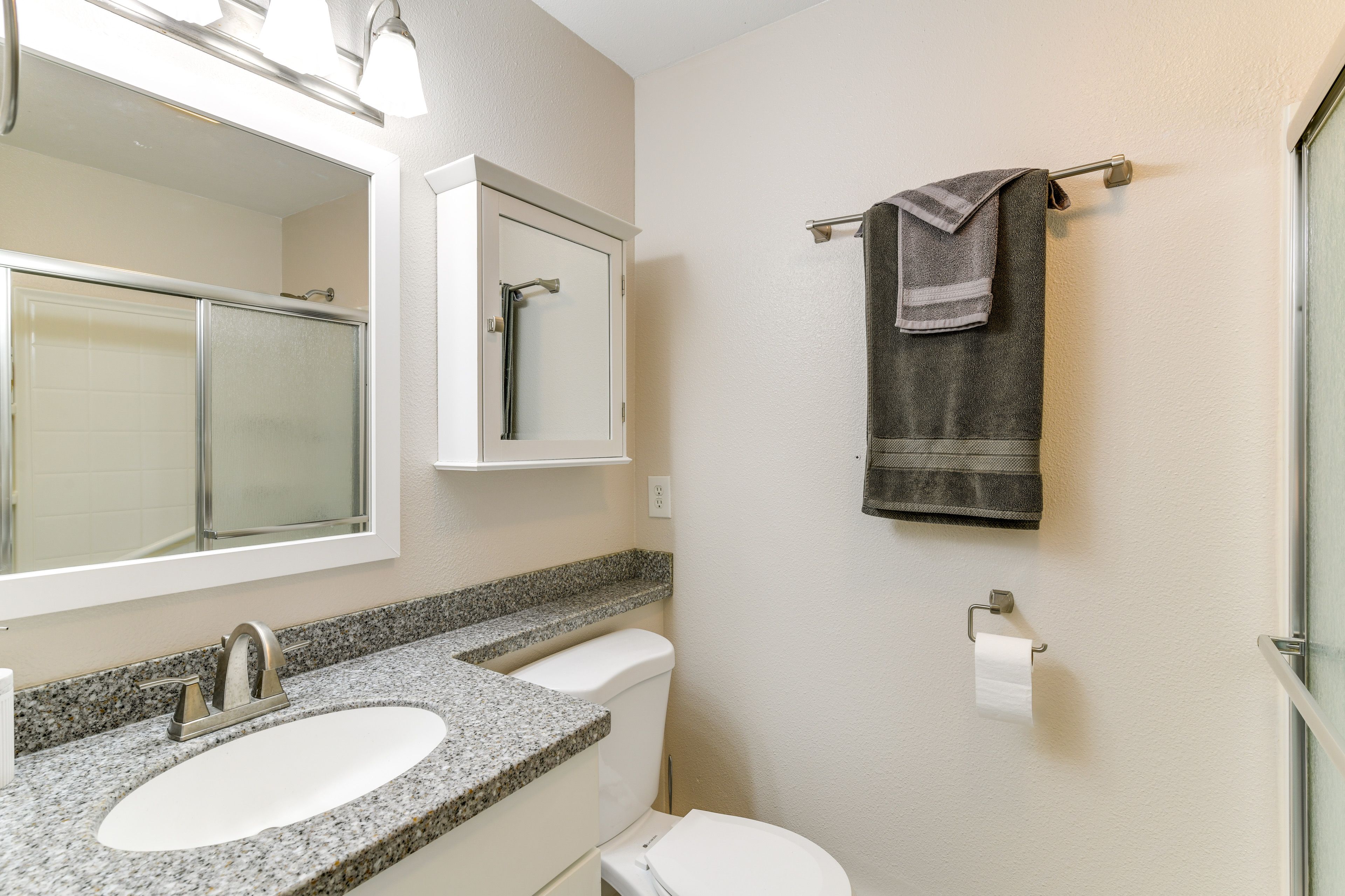 En-Suite Bathroom