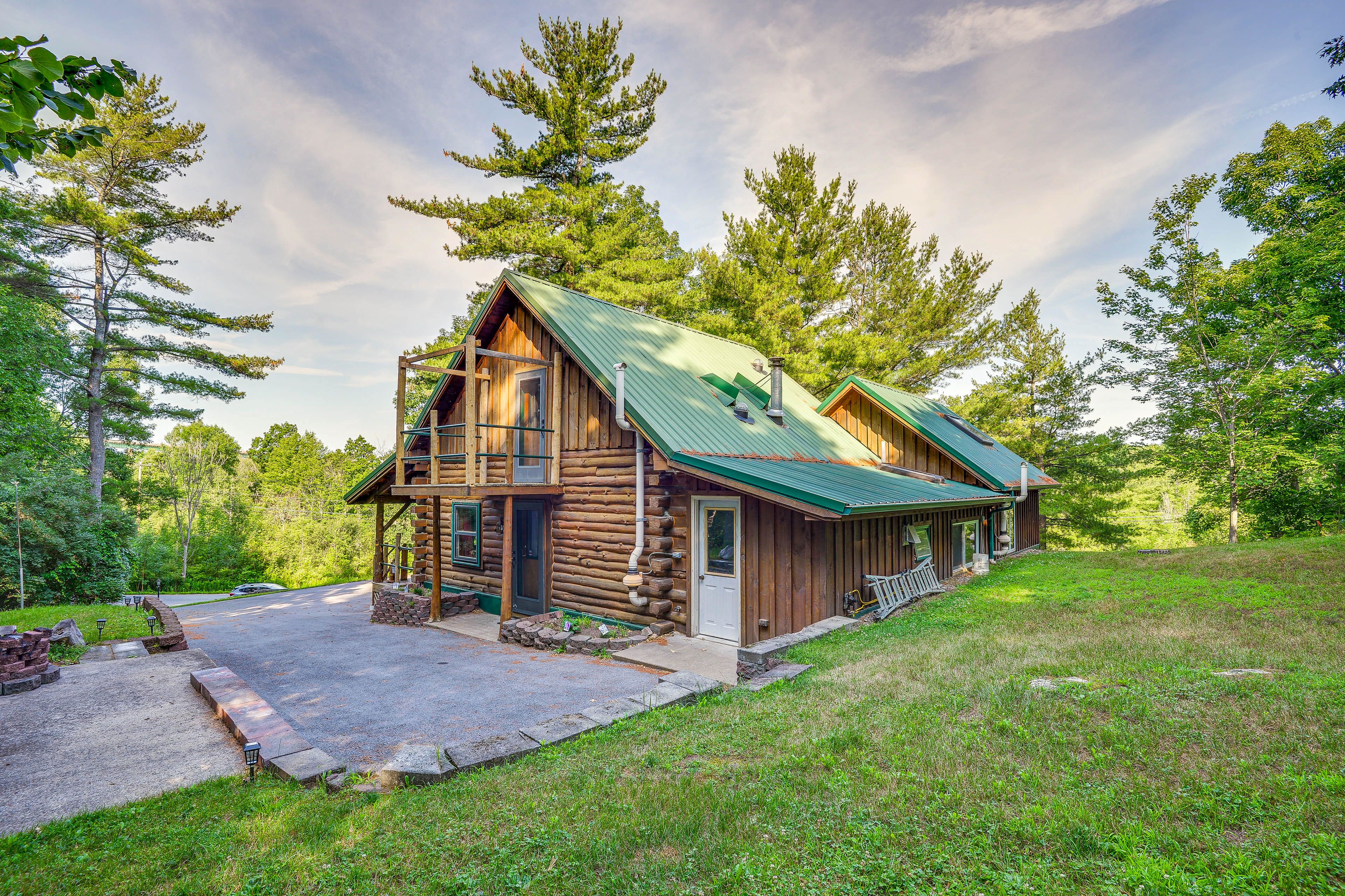 Wellesley Island Vacation Rental | 2BR | 2.5BA | 1,400 Sq Ft | Steps Required
