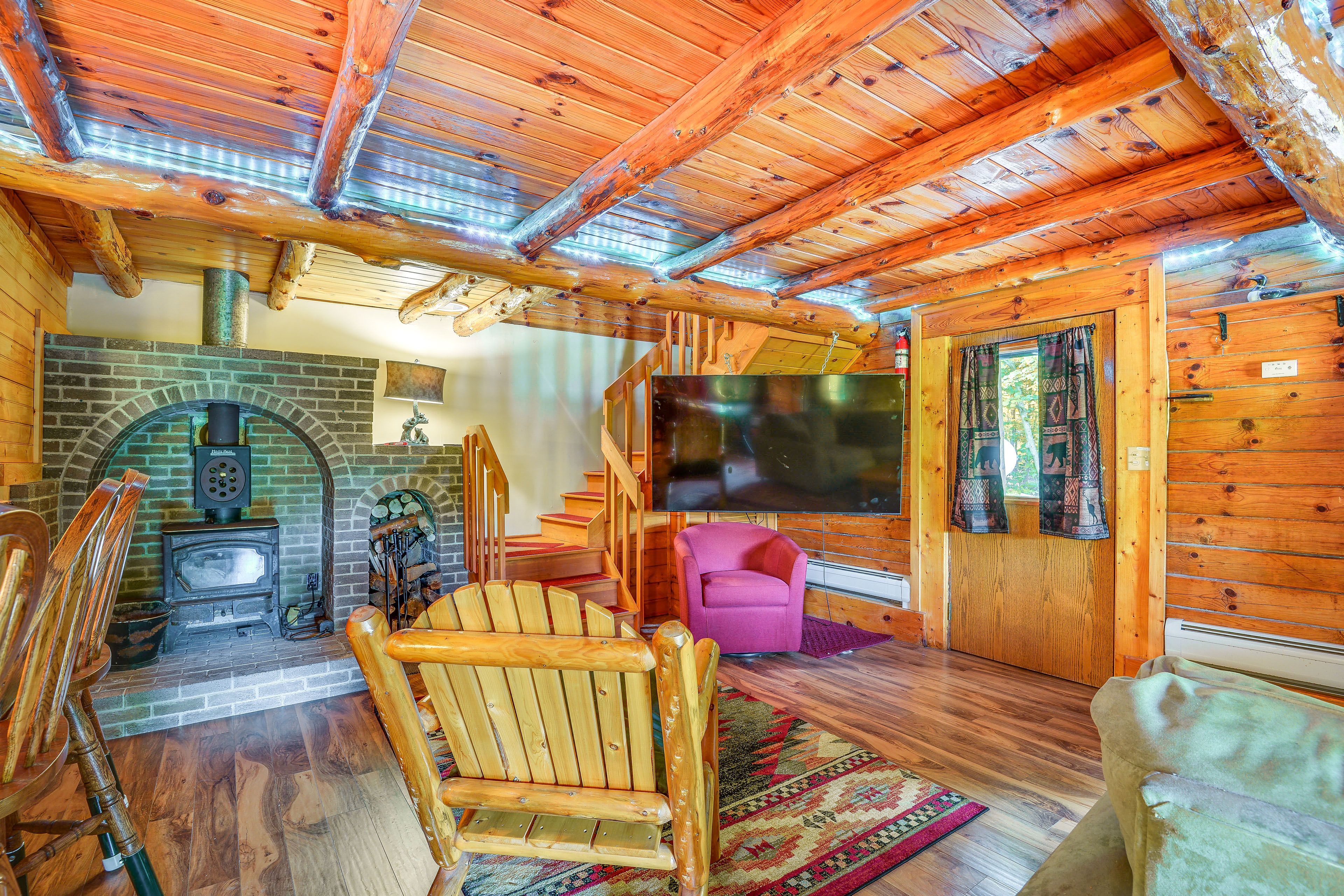 Living Room | Wood-Burning Stove | Smart TV