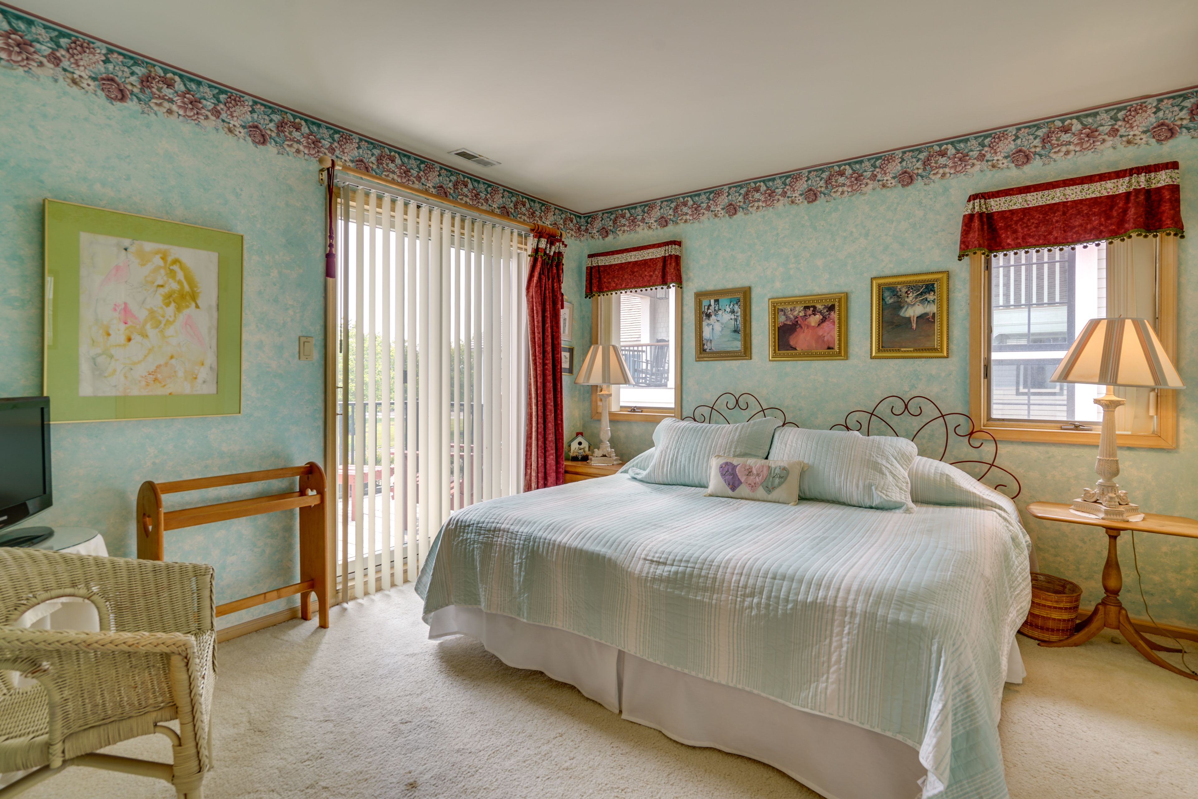 Bedroom 2 | King Bed