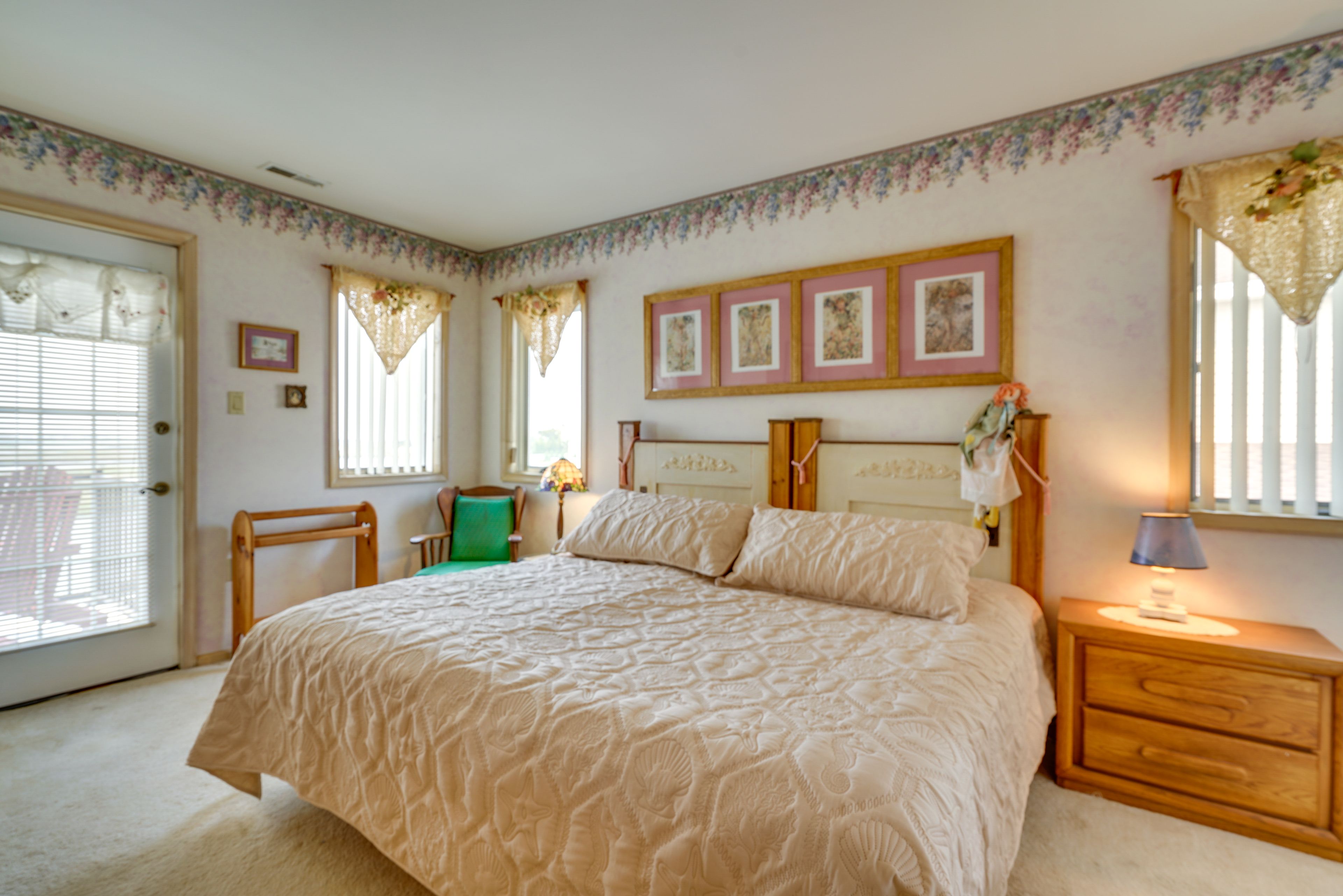 Bedroom 3 | King Bed
