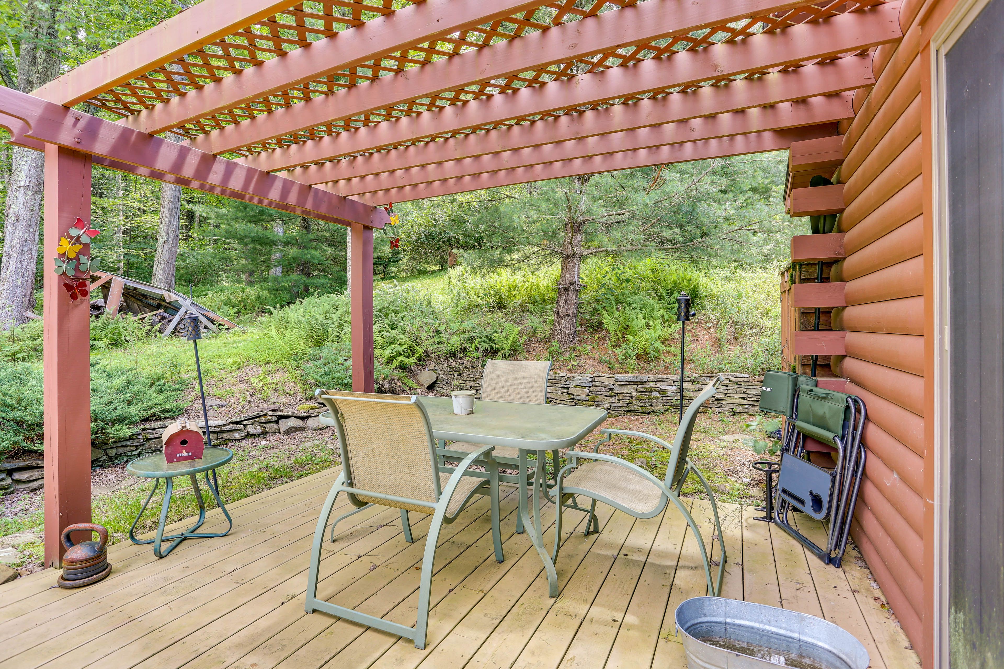 Shared Deck | Charcoal Grill