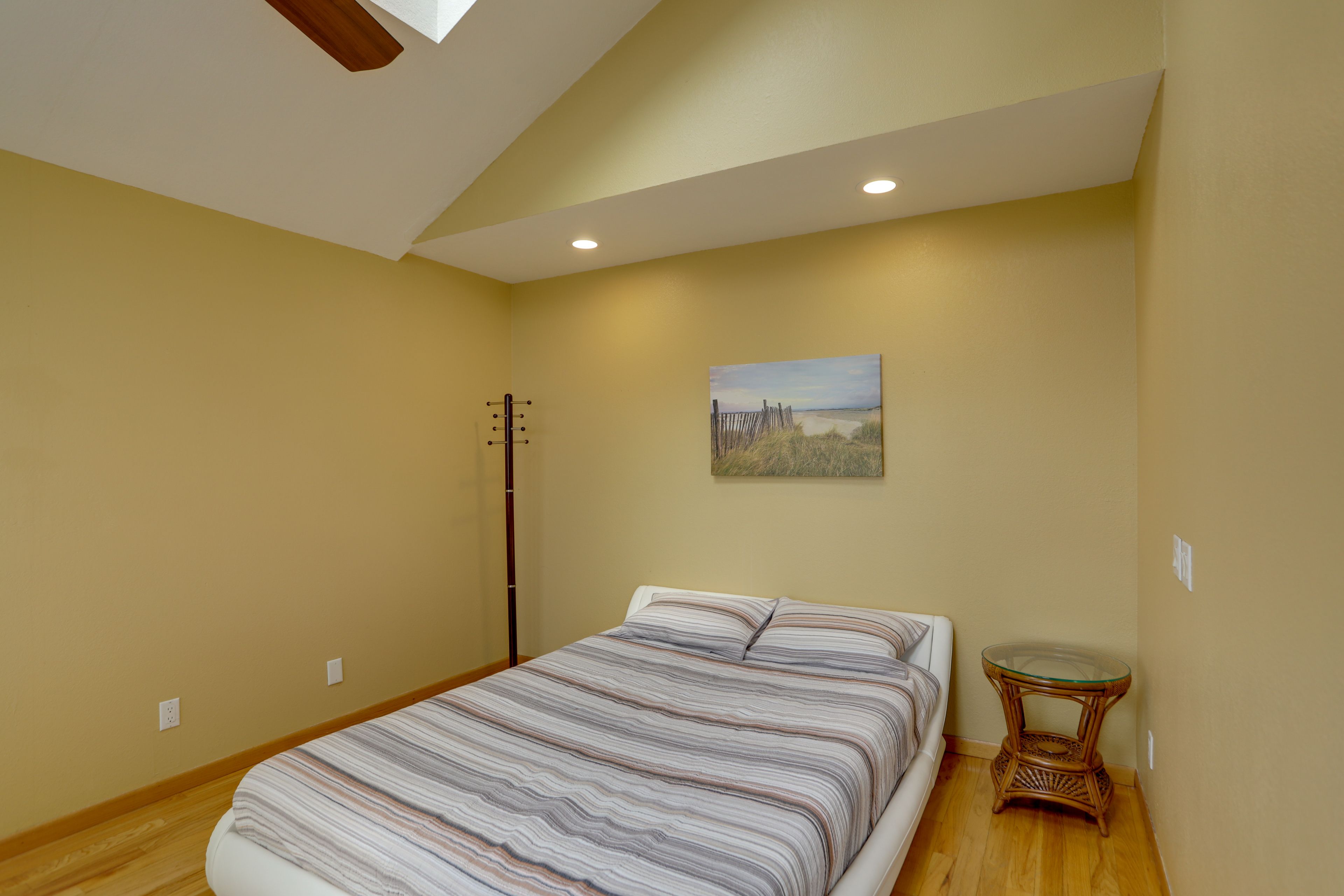 Bedroom 2 | Full Bed