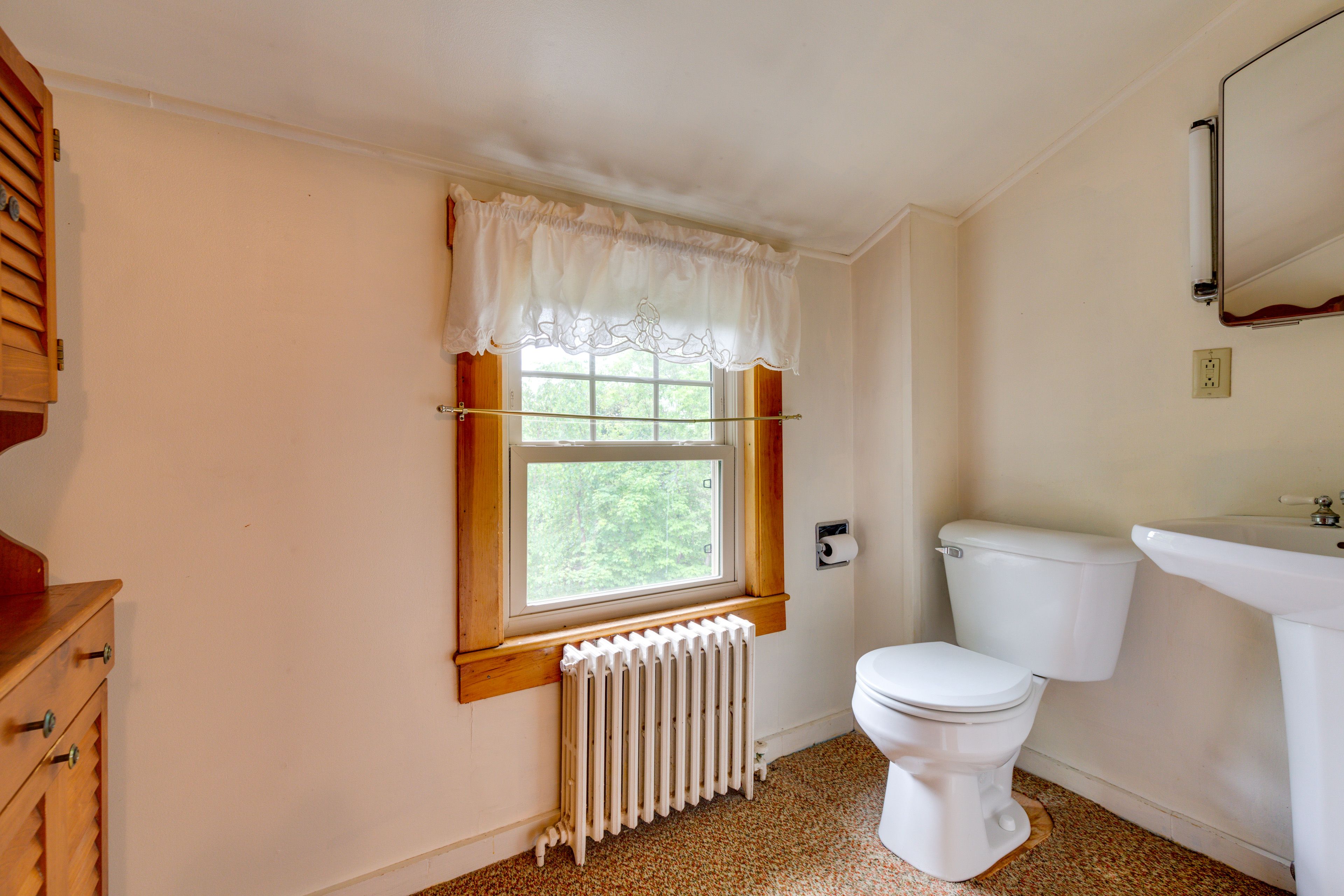 Half Bathroom | Complimentary Toiletries