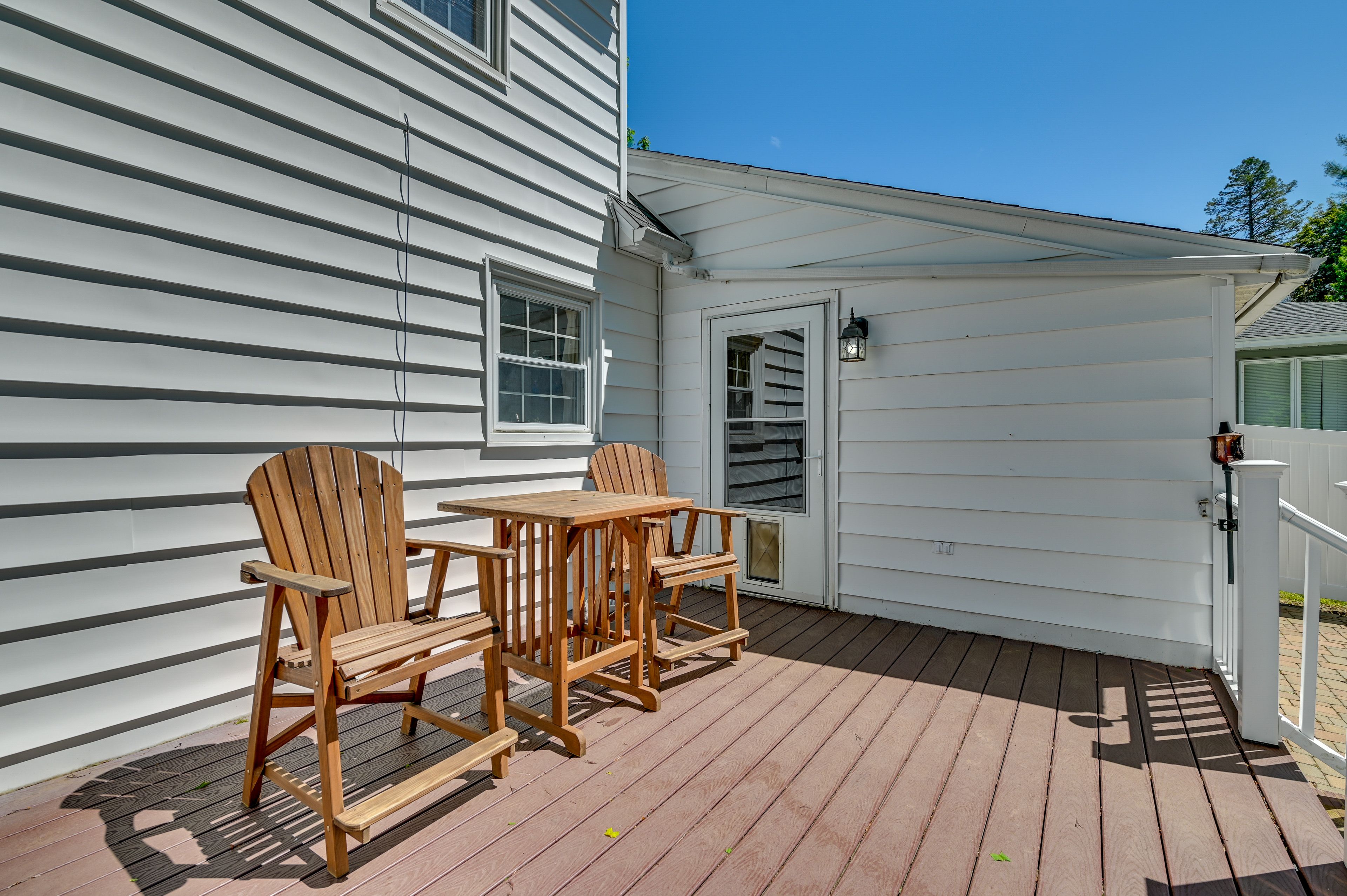 Private Backyard Area | Deck w/ Seating