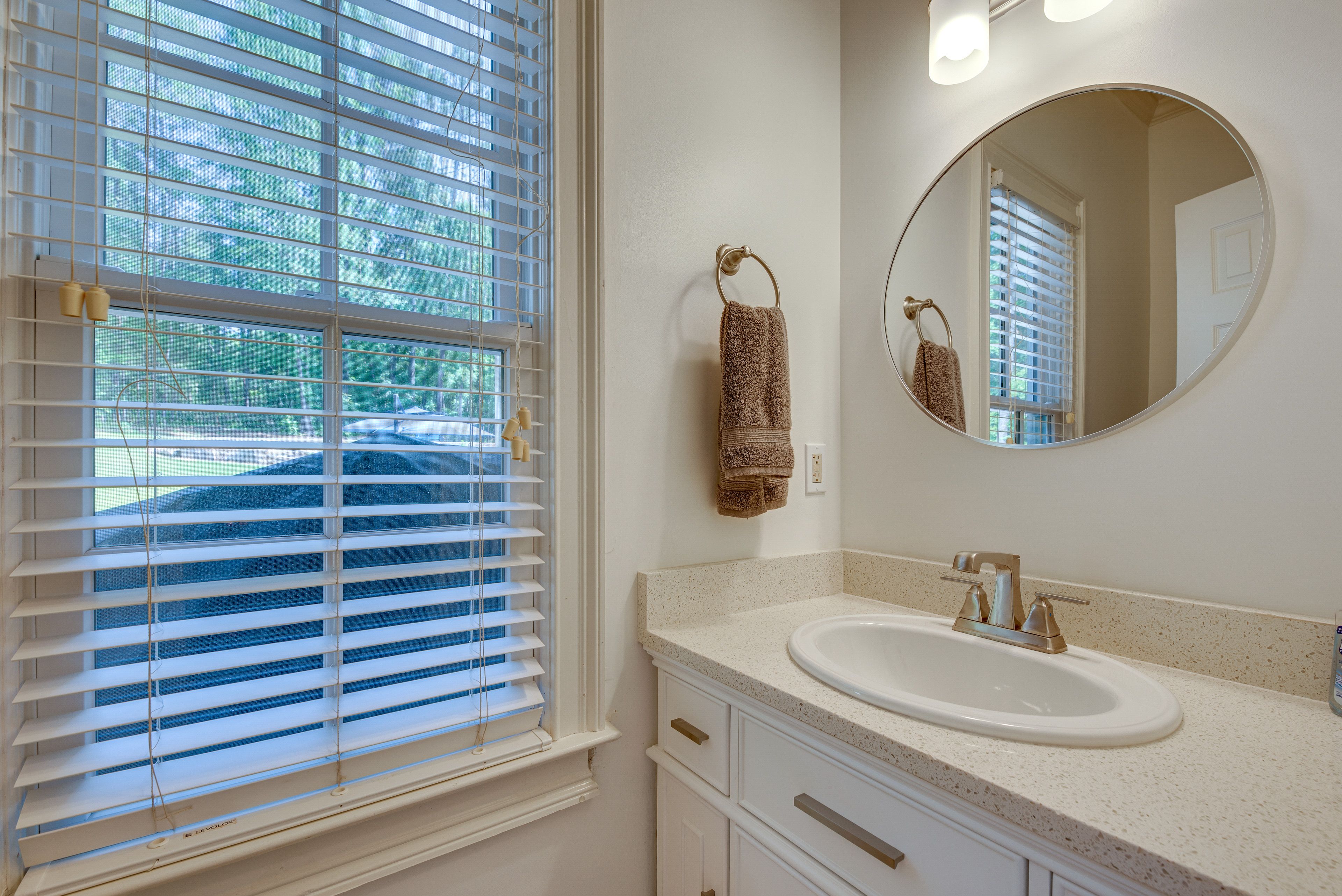 Half Bathroom | 1st Floor