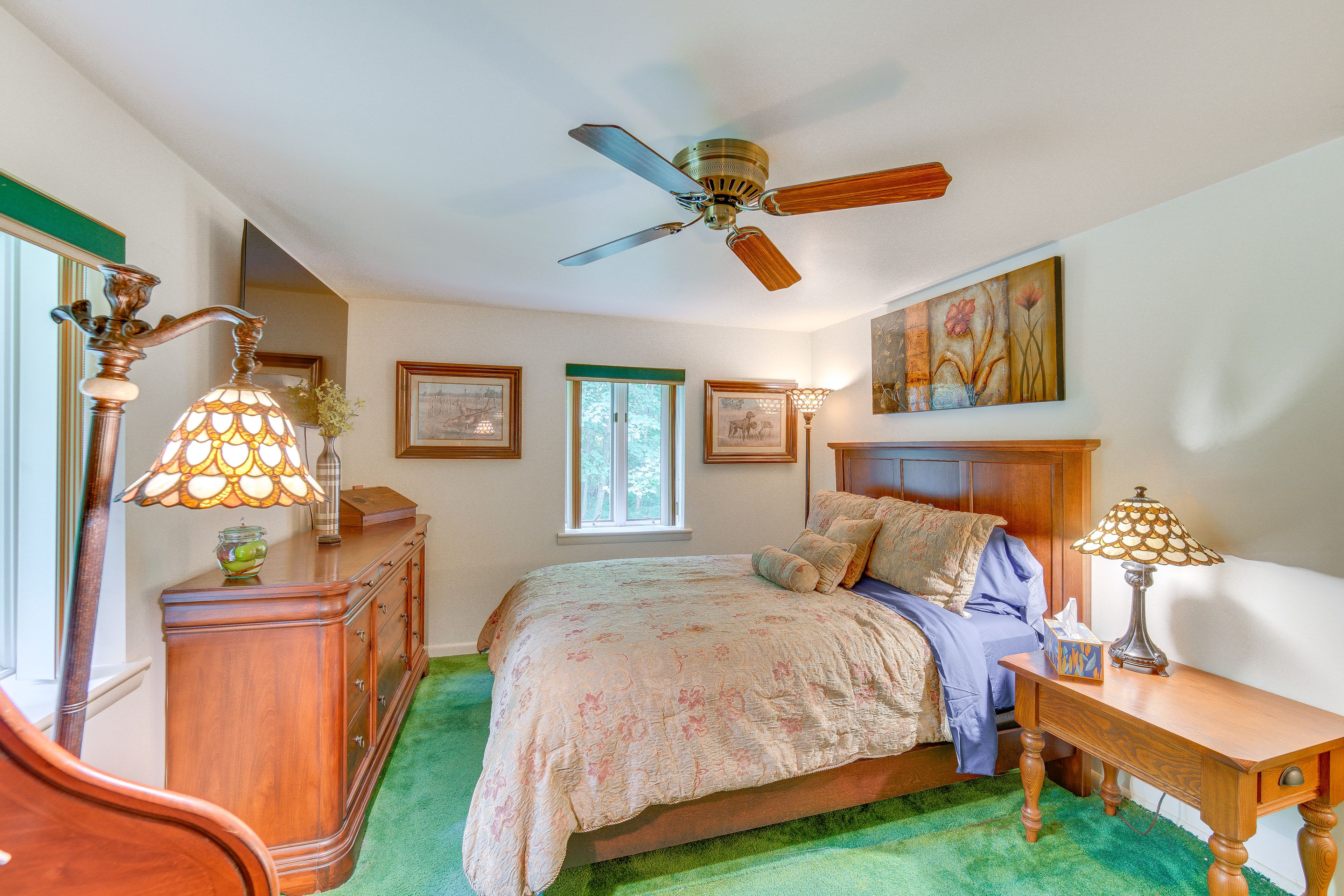 Bedroom 1 | Queen Bed | Linens Provided | Smart TV