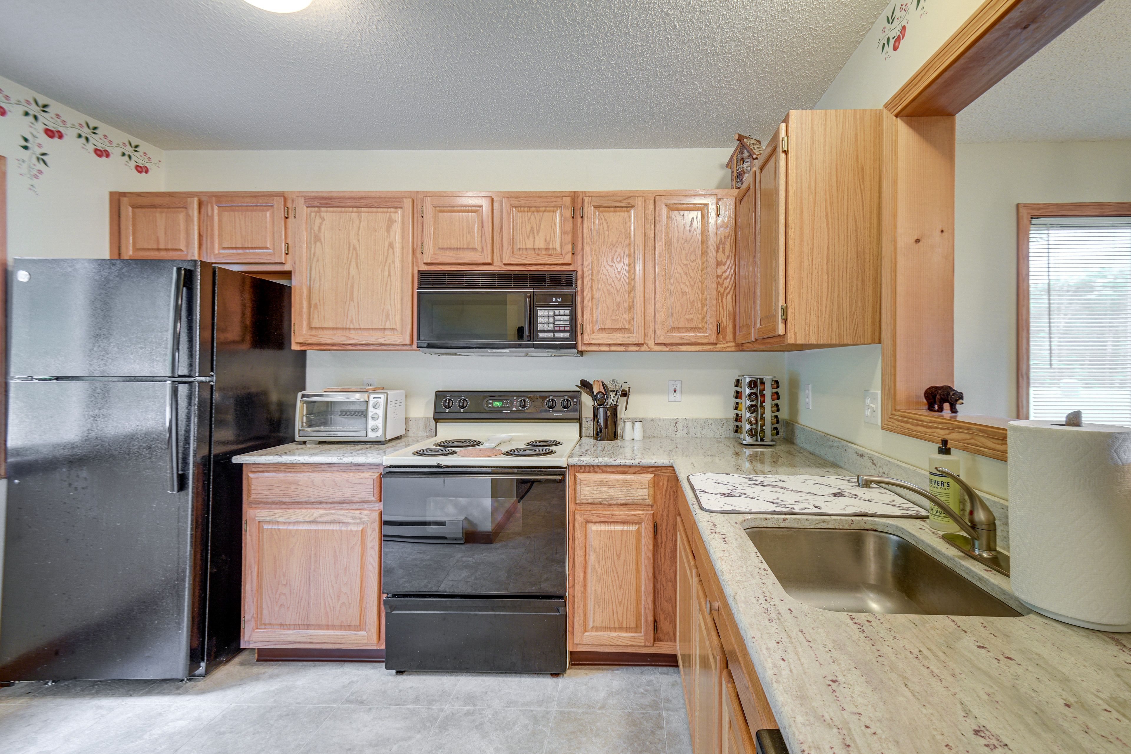 Kitchen | Cooking Basics | Dishware & Flatware | Trash Bags | Water Filter