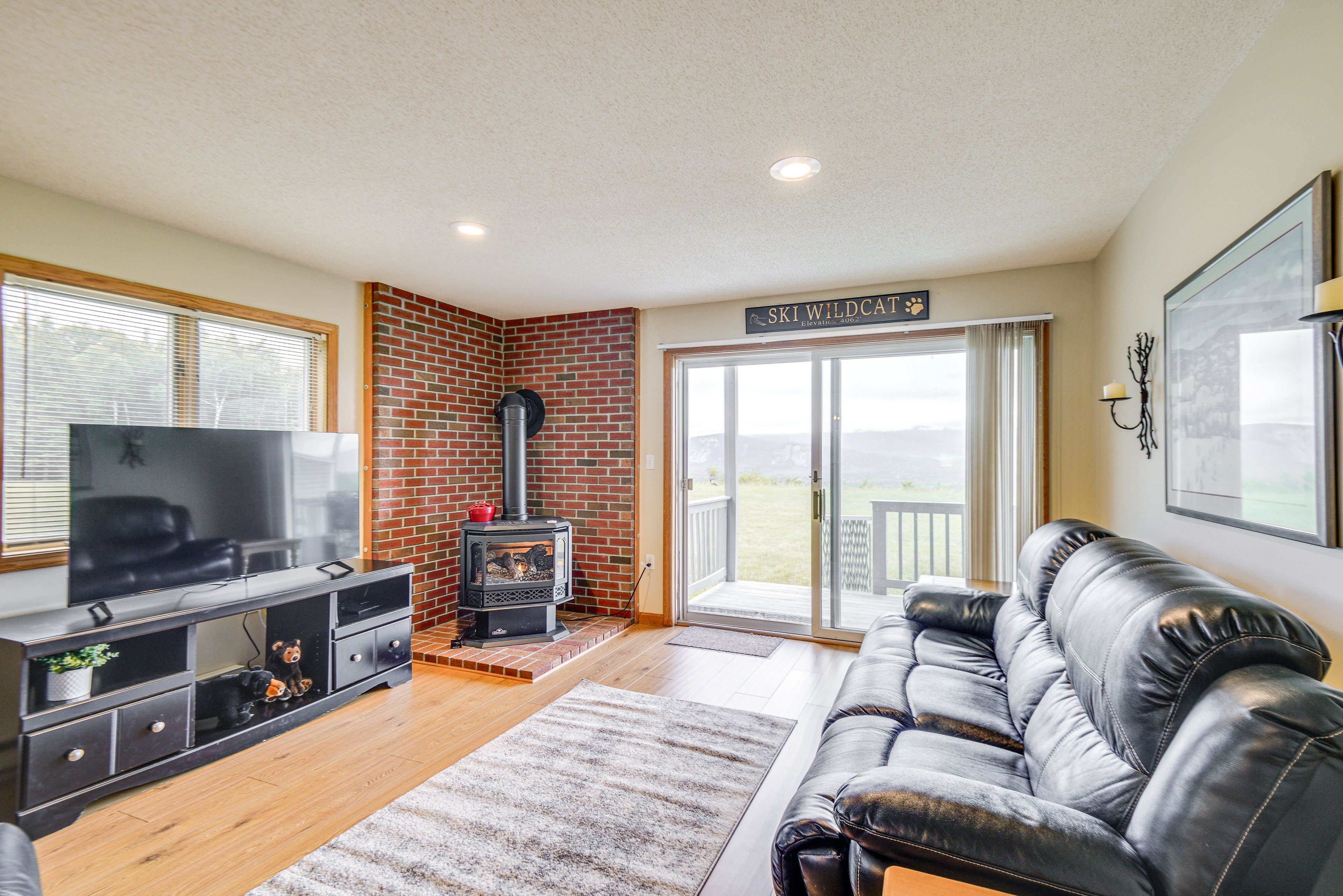 Bartlett Vacation Rental | 2BR | 2BA | Steps to Access | 1,064 Sq Ft