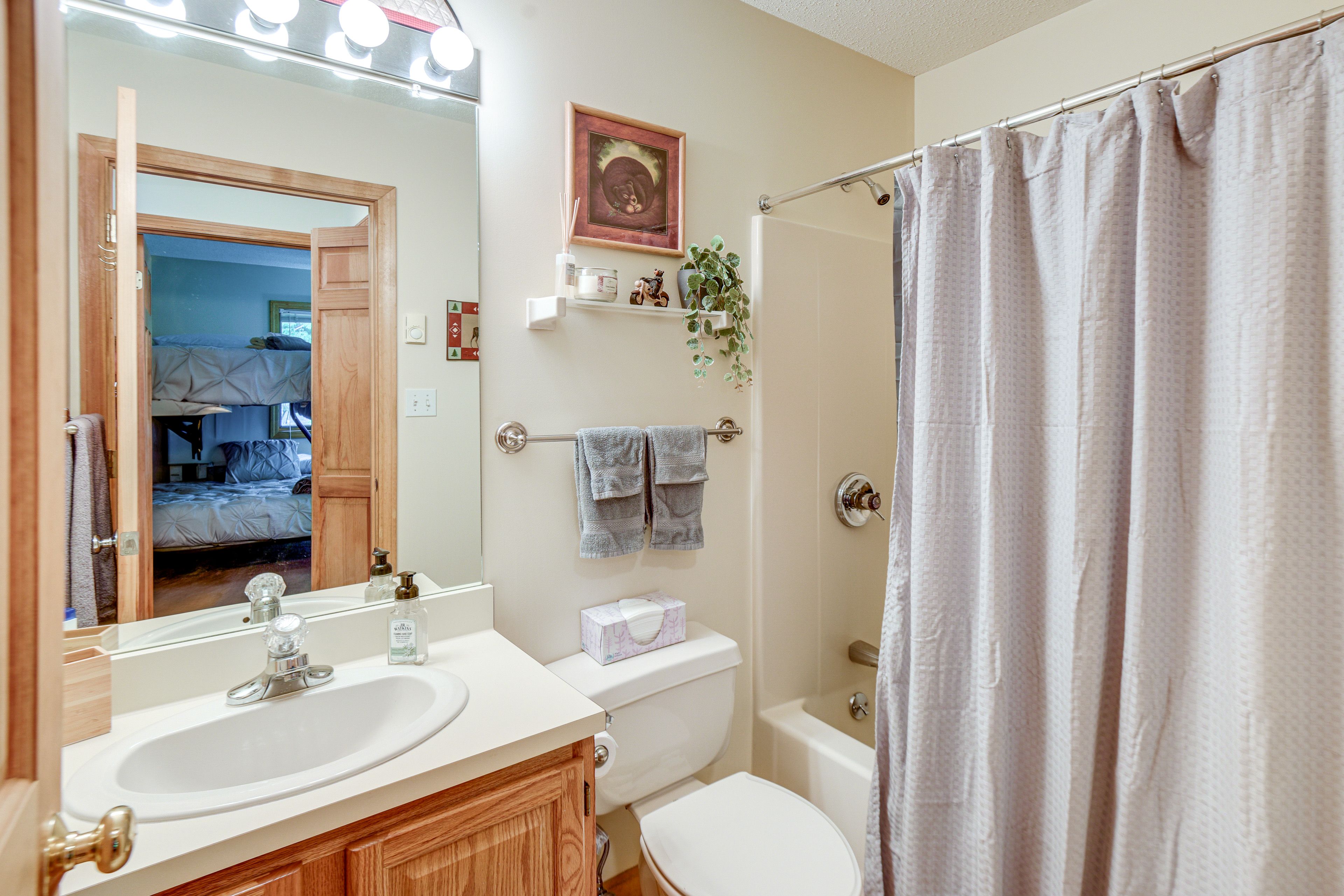 En-Suite Bathroom
