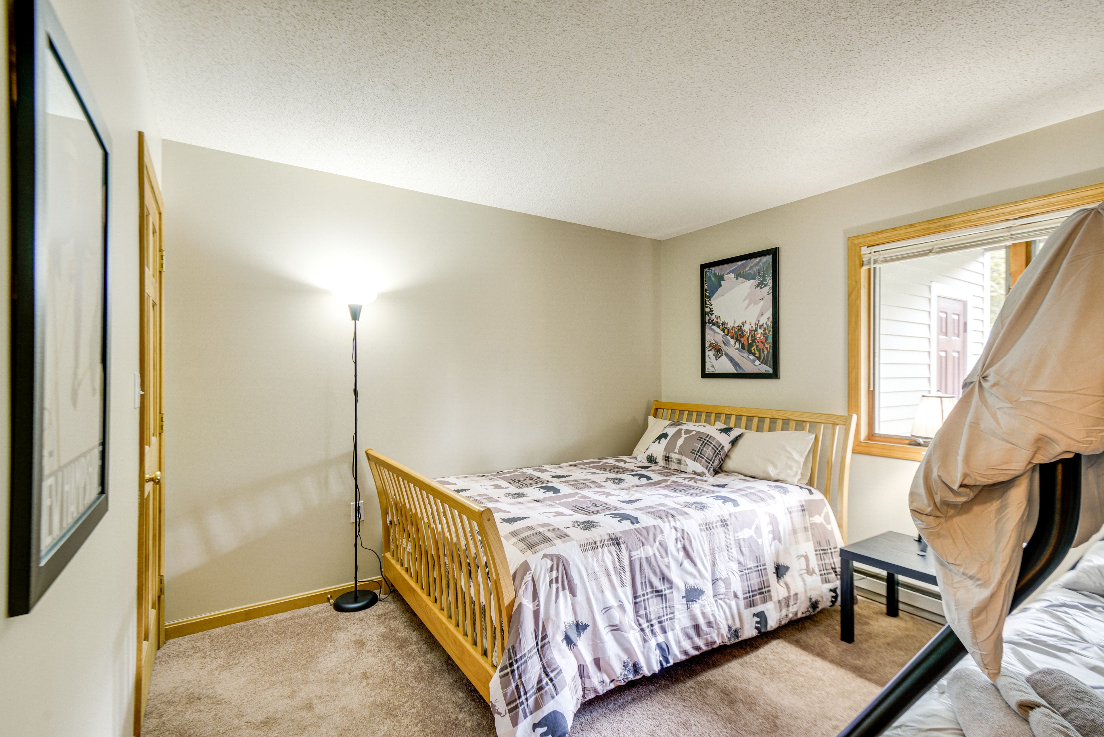Bedroom Suite 2 | Queen Bed | Twin/Full Bunk Bed