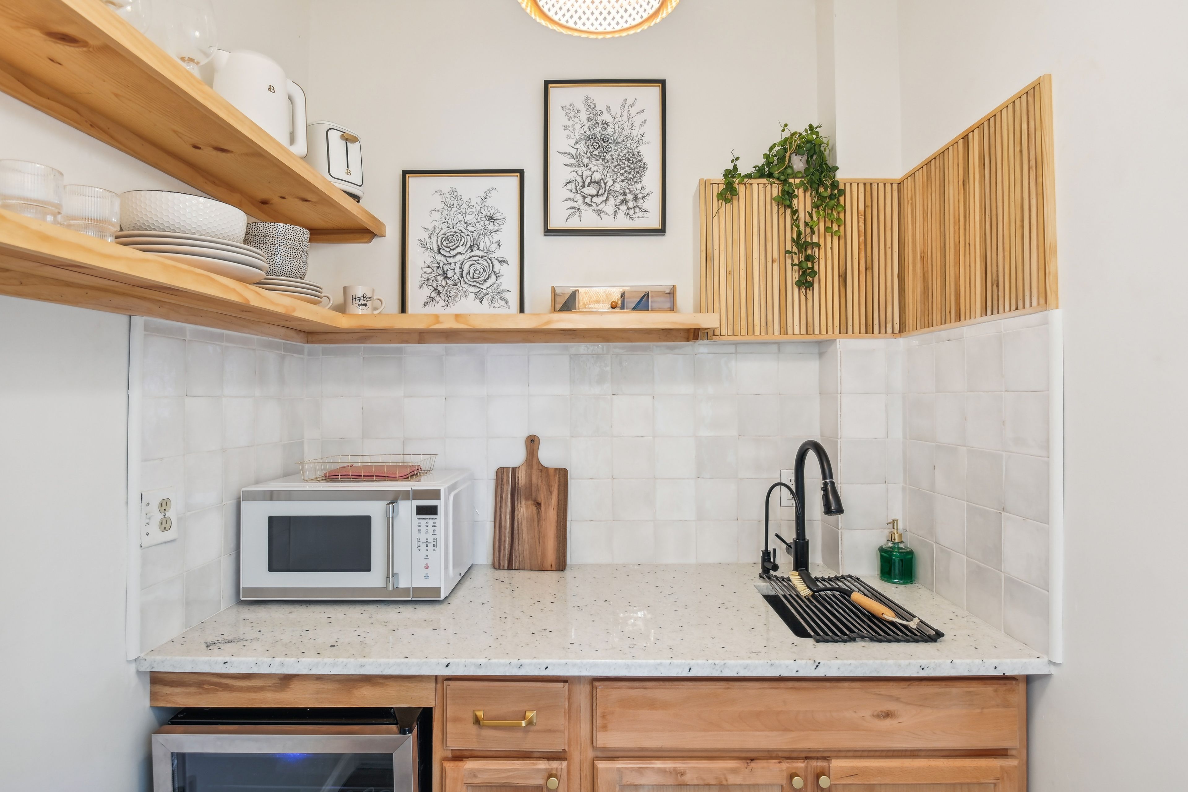 Studio | Kitchenette | Cooking Basics | Hot Plate | Coffee Maker