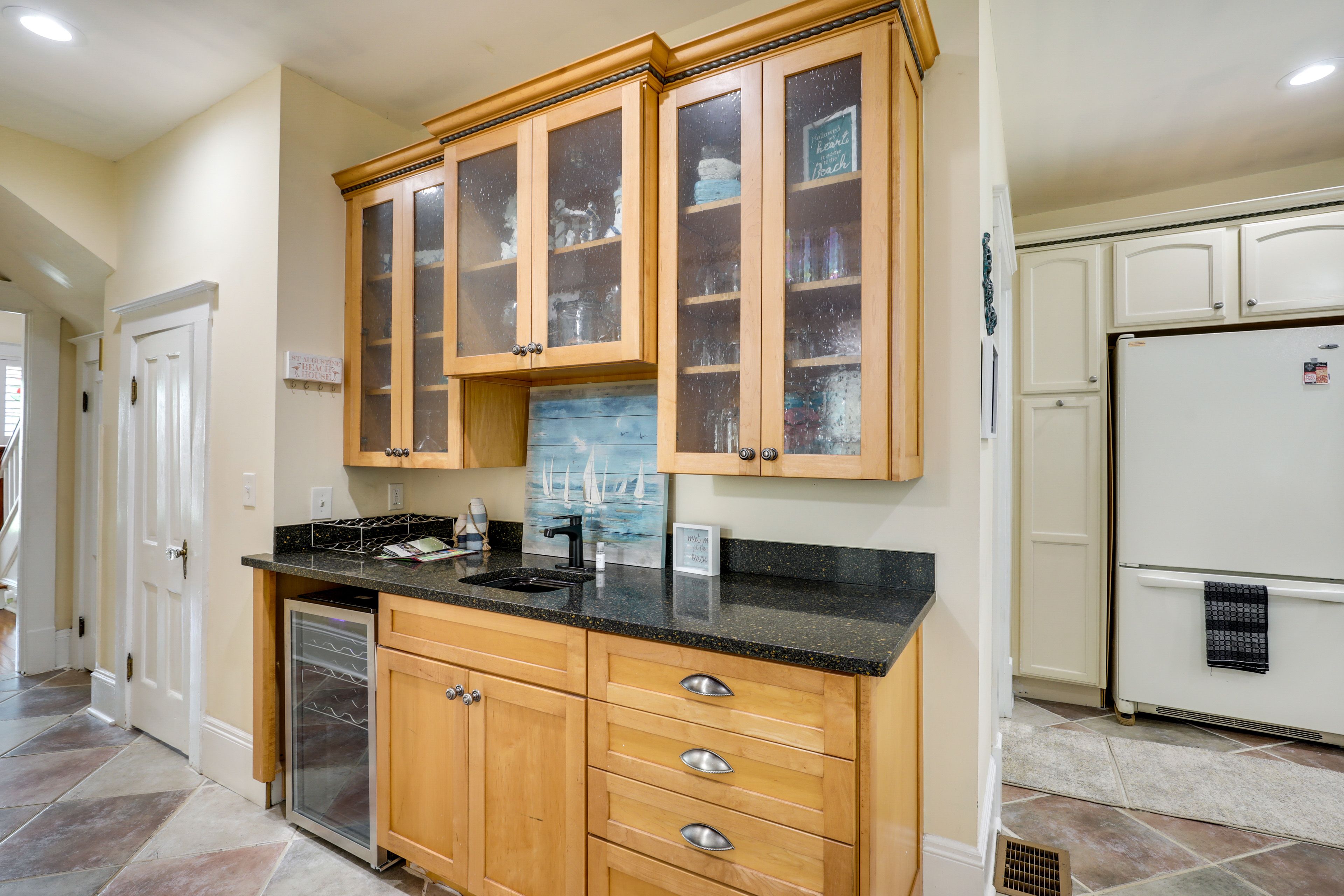 Wet Bar | Wine Fridge