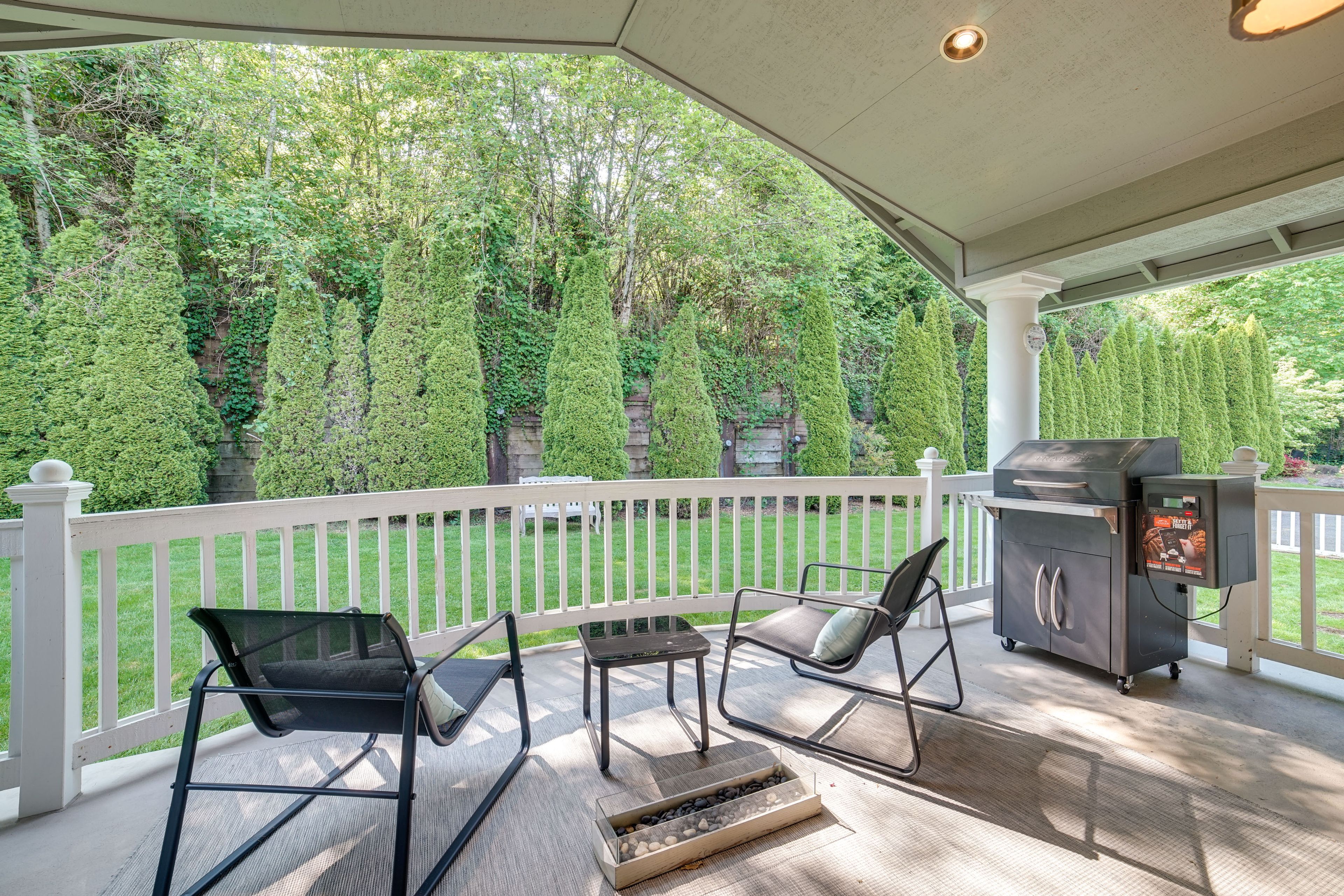 Deck | Outdoor Seating Areas | Charcoal Grill