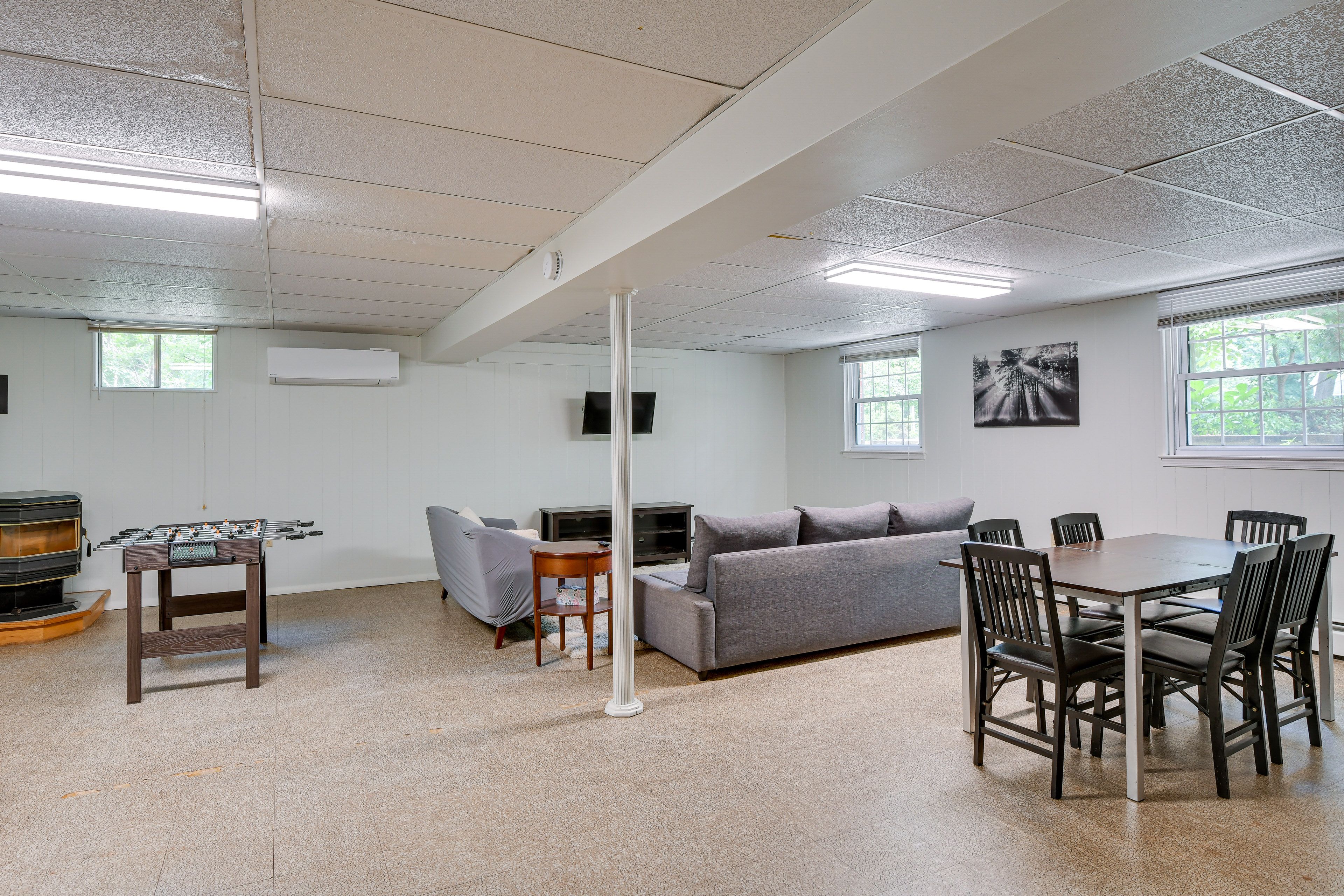 Game Room | Smart TV | Board Games | Decorative Fireplace | Full Sleeper Sofa
