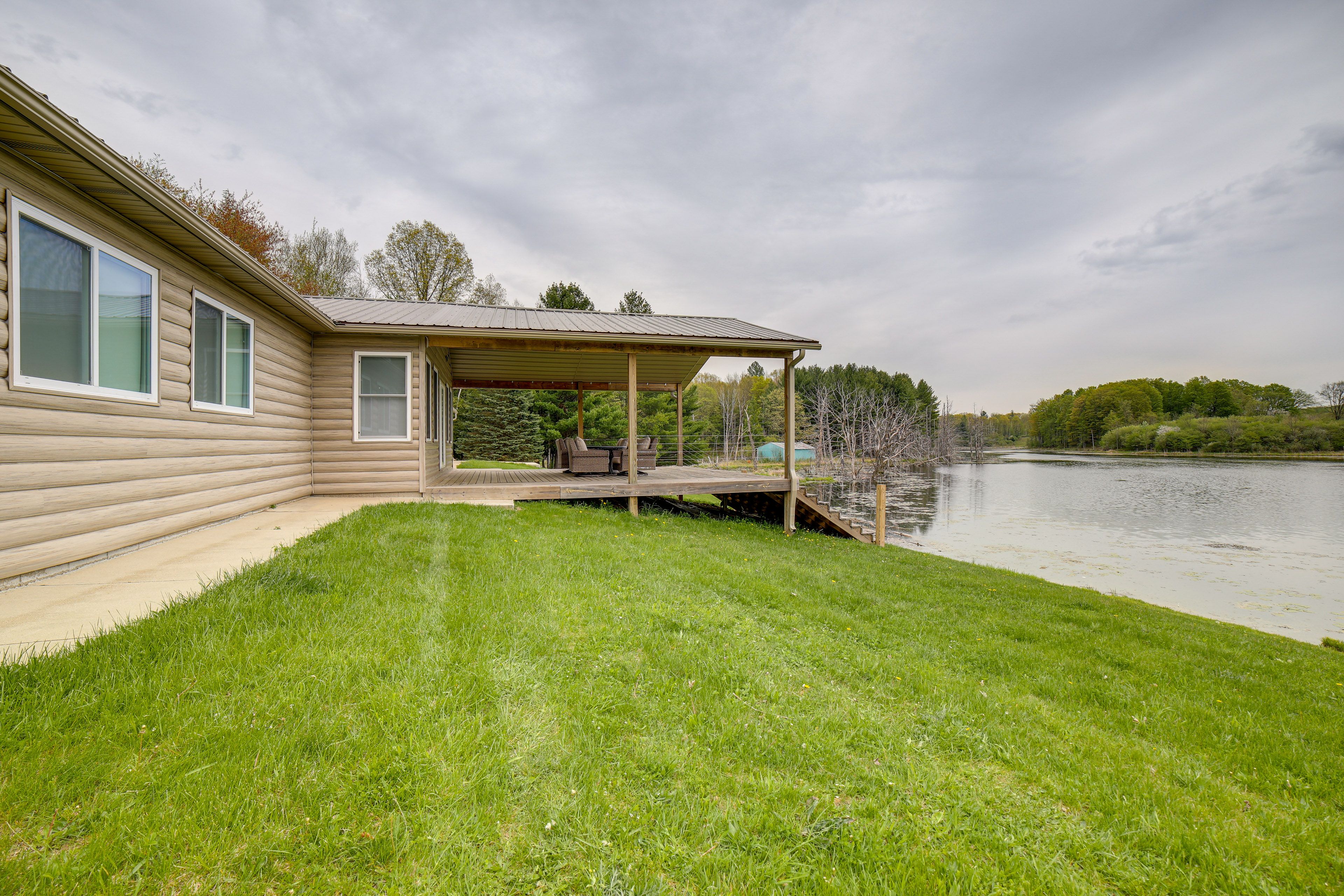 Cottage Exterior | Furnished Deck