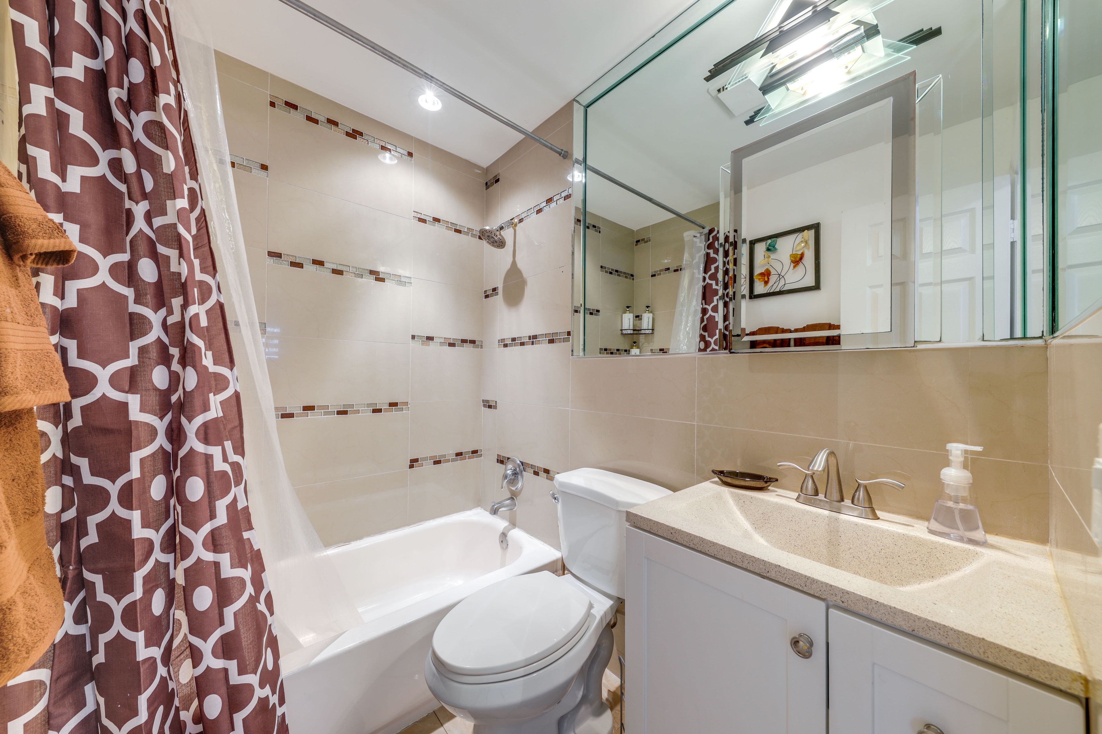 Bathroom | Towels Provided