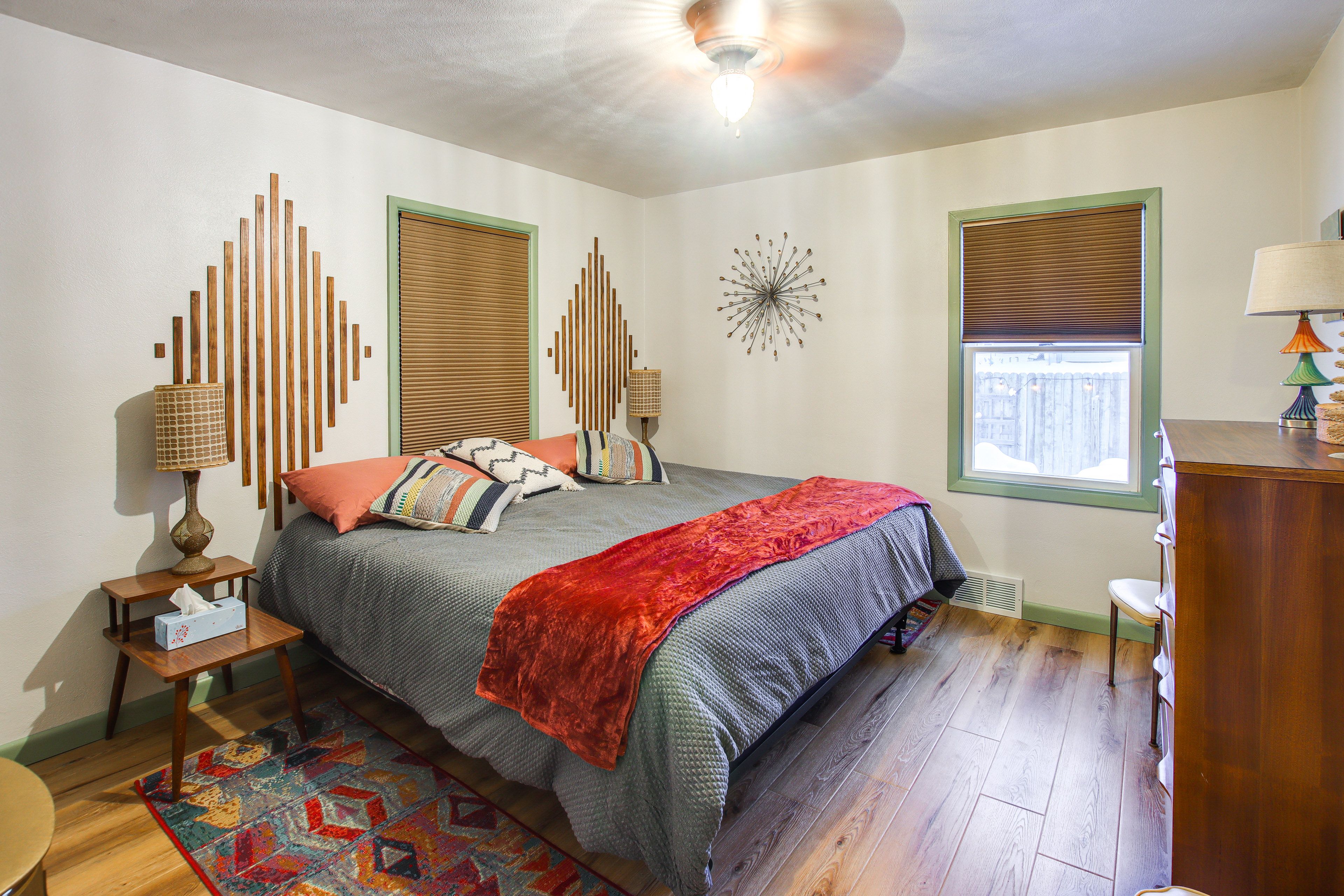 Bedroom 1 | King Bed | Linens Provided