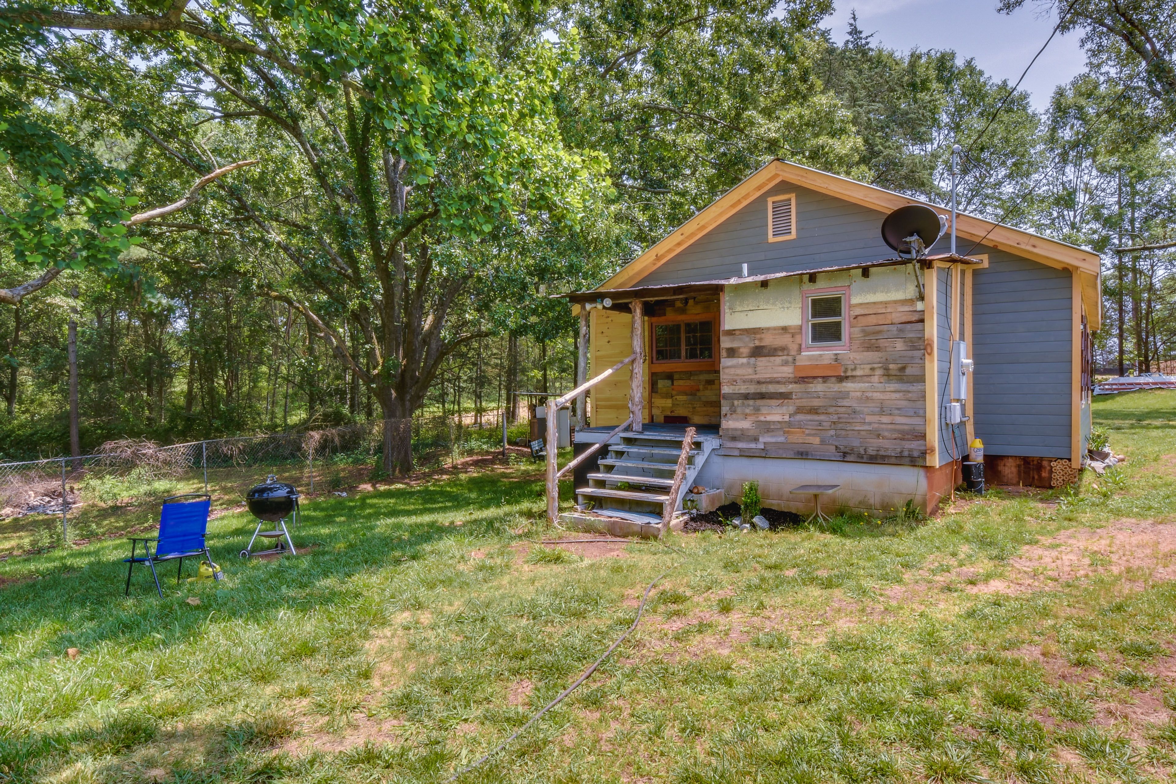 Cabin Exterior | Charcoal Grill (Charcoal Not Provided)
