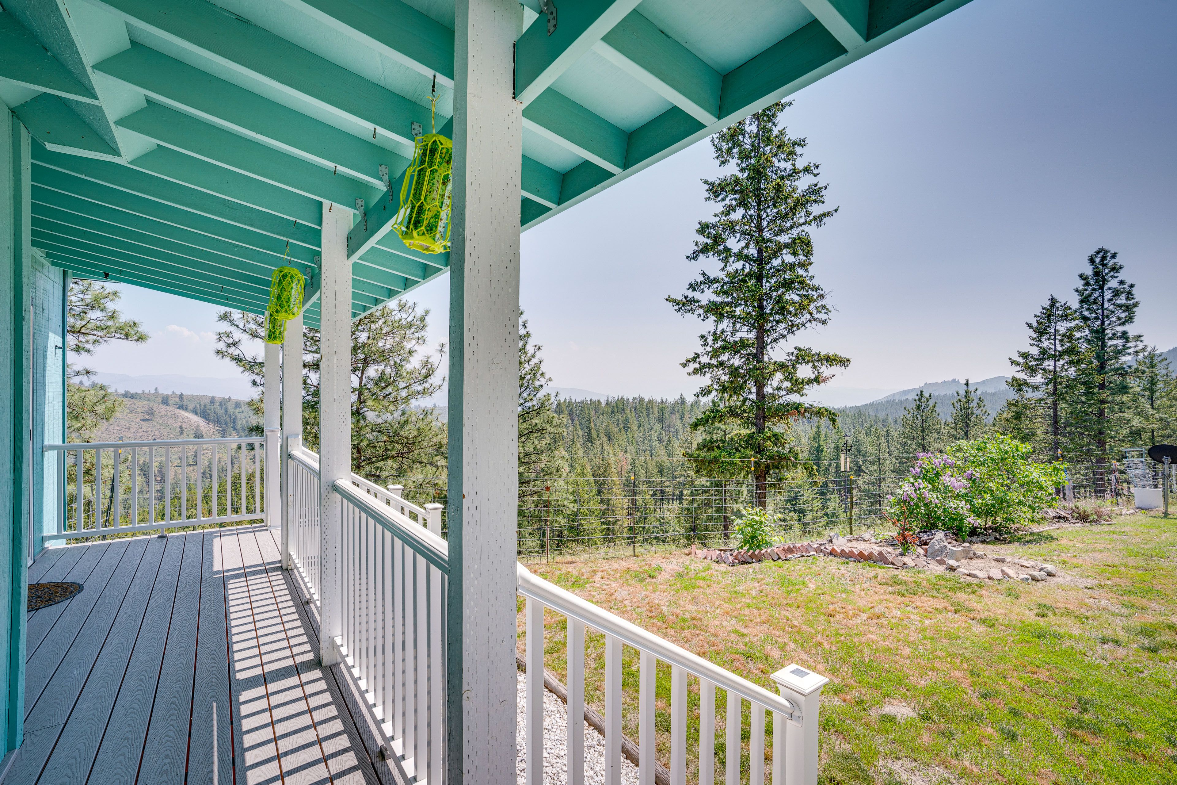 Covered Porch | Forest Views