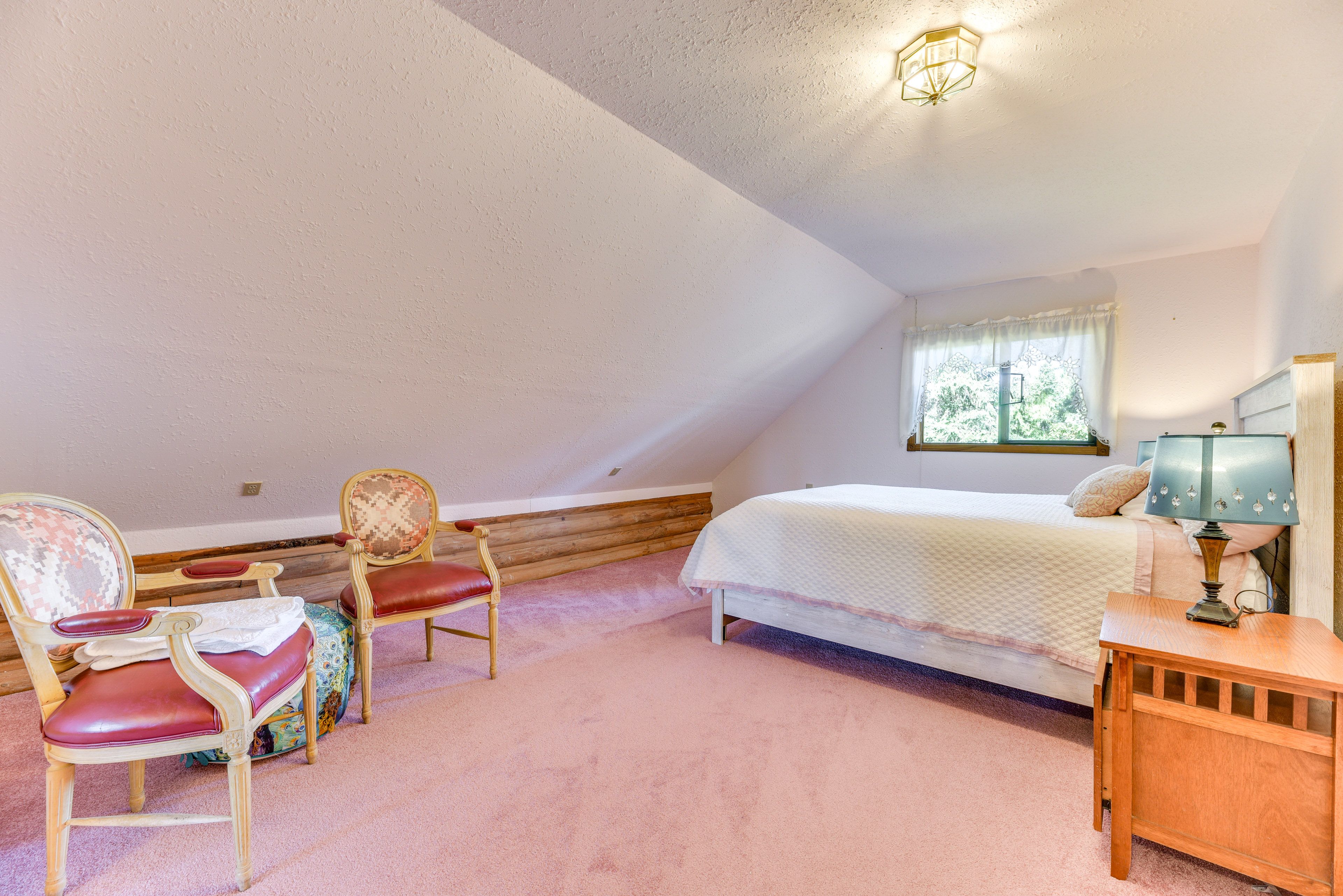 Bedroom 2 | Queen Bed | Linens & Towels Provided | 2nd Floor