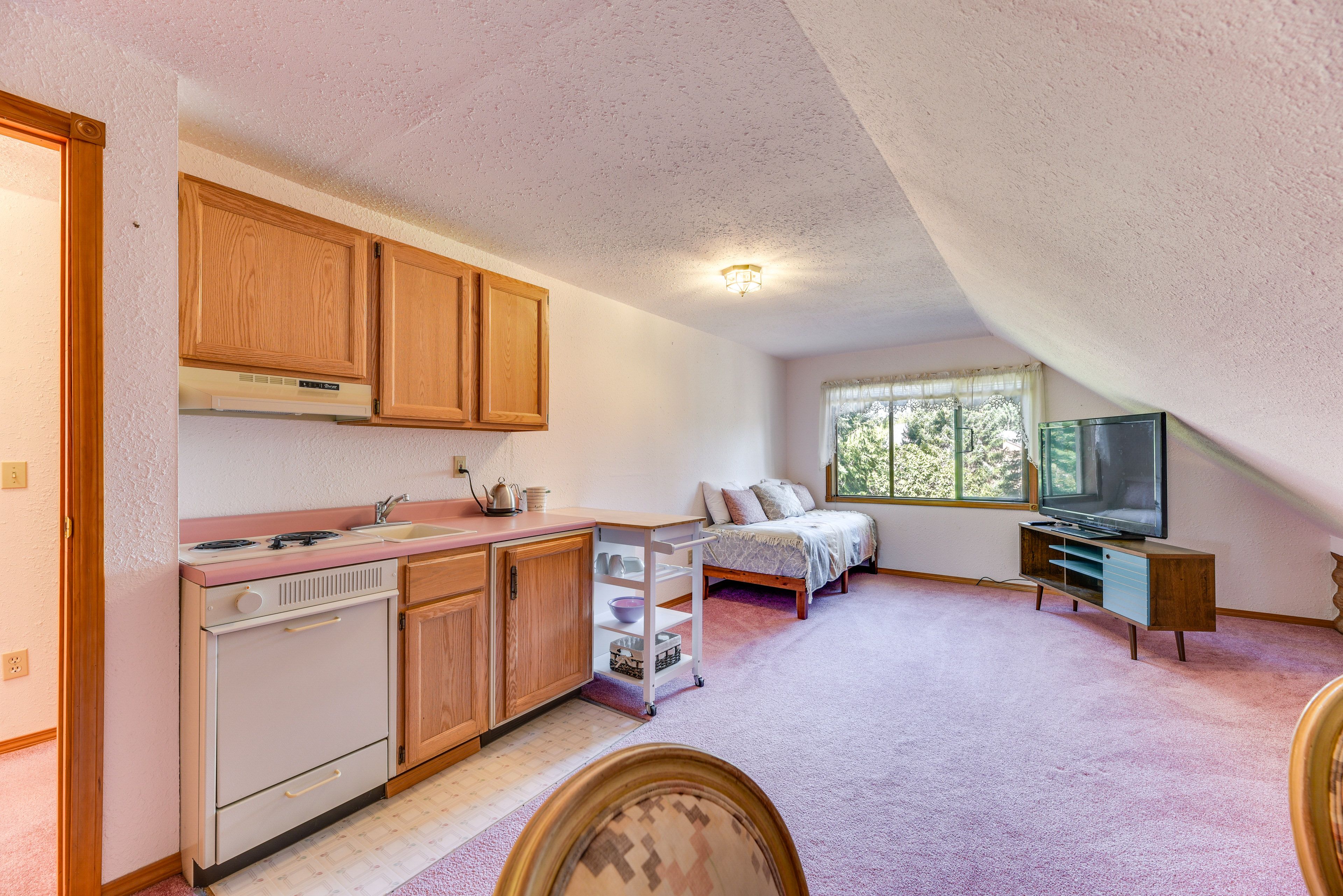 Bedroom 3 | Twin Daybed | Kitchenette | 2nd Floor