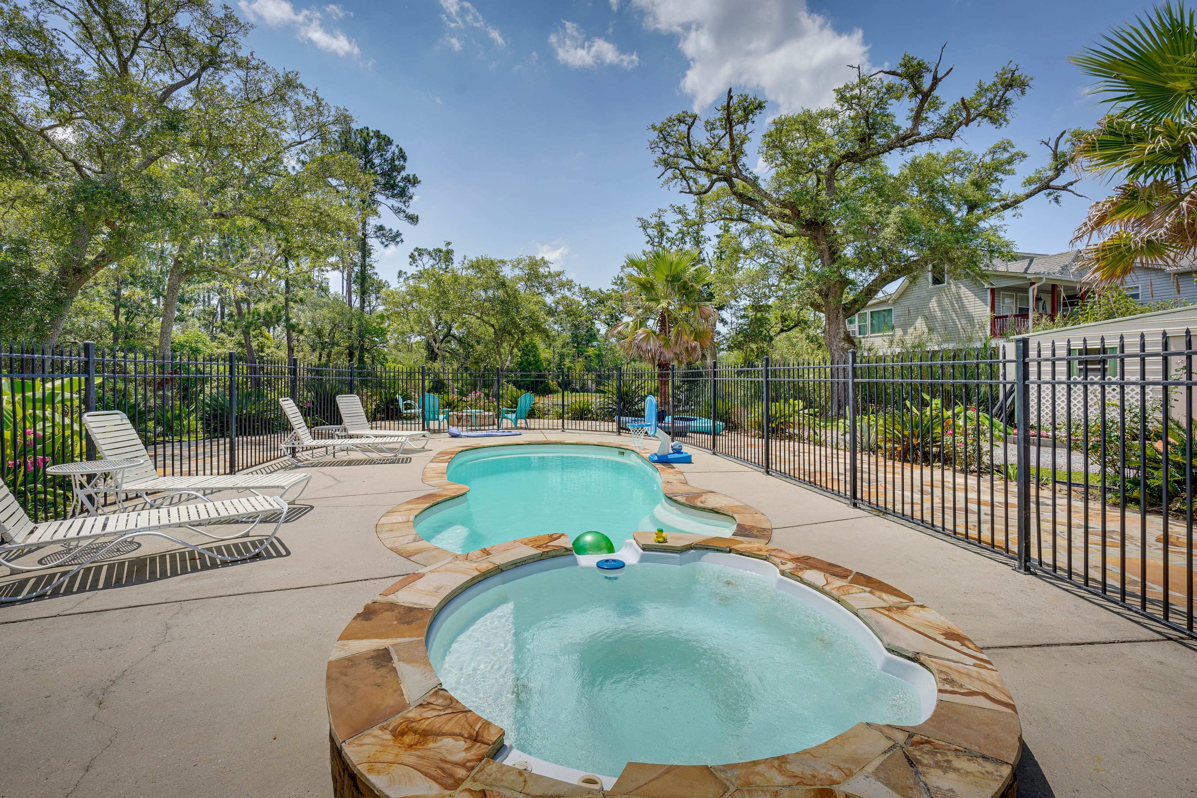 Private Pool & Spa