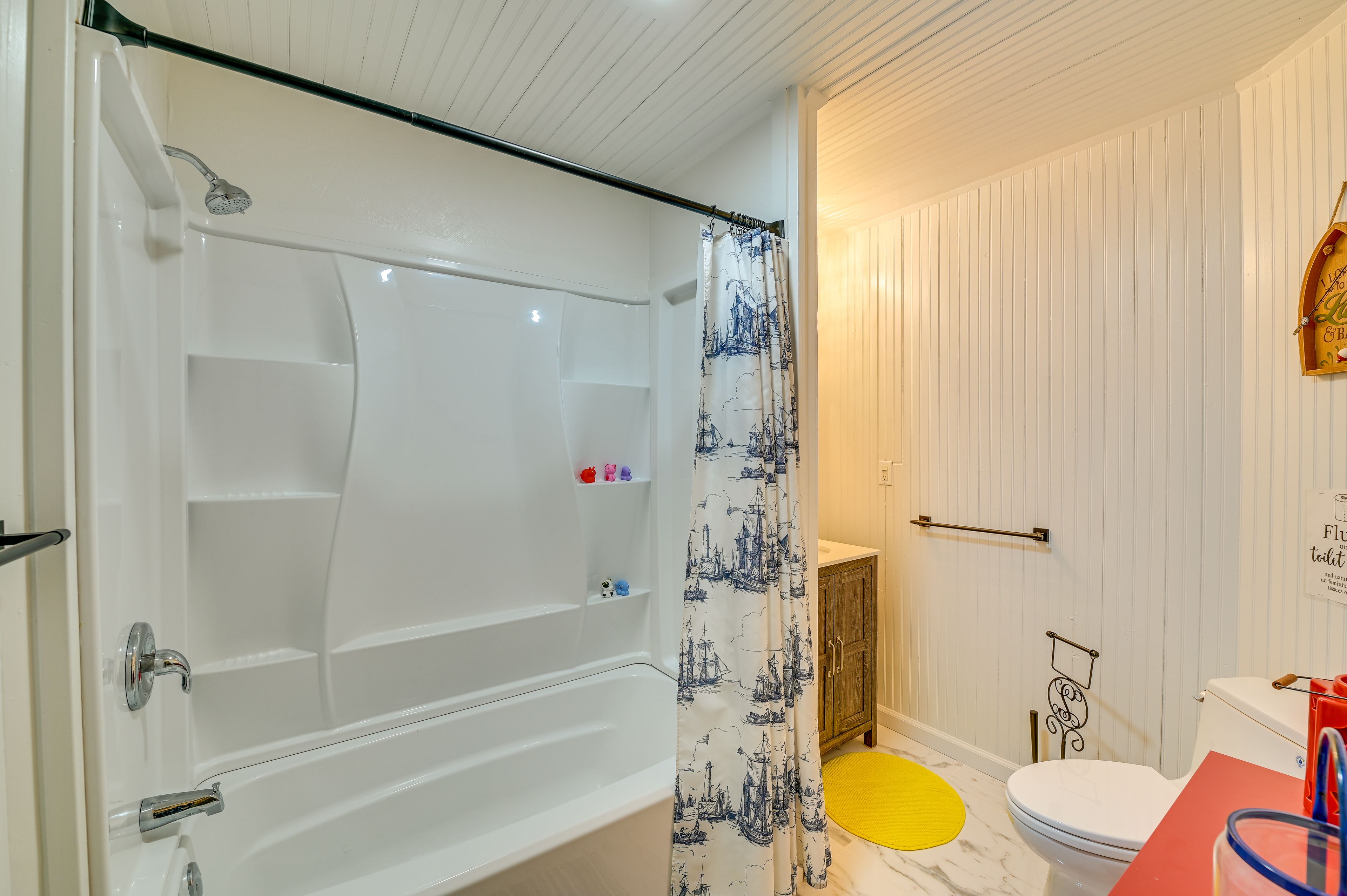 Full Bathroom