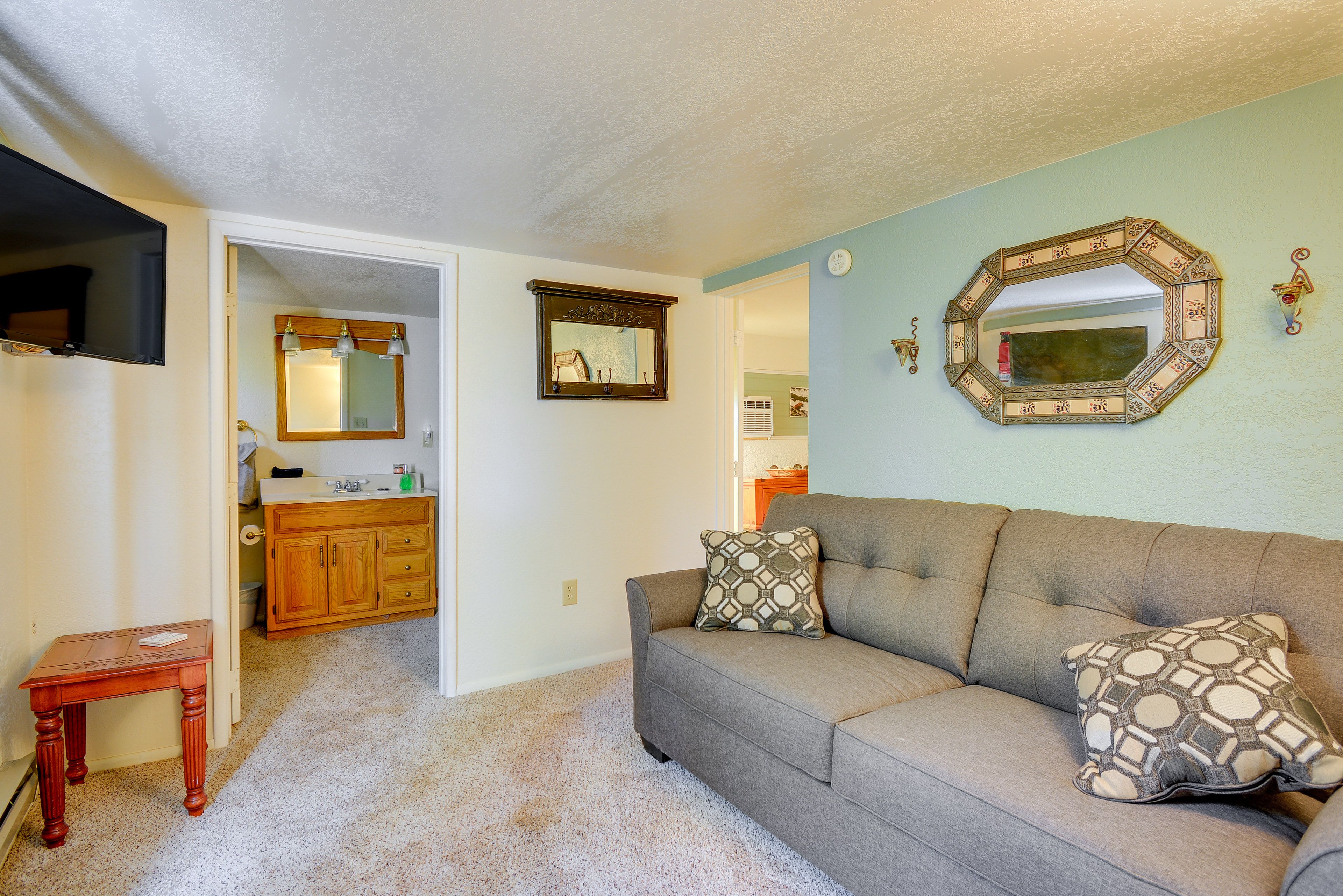 Living Room 2 | Full Sleeper Sofa | Basement Level | Smart TV