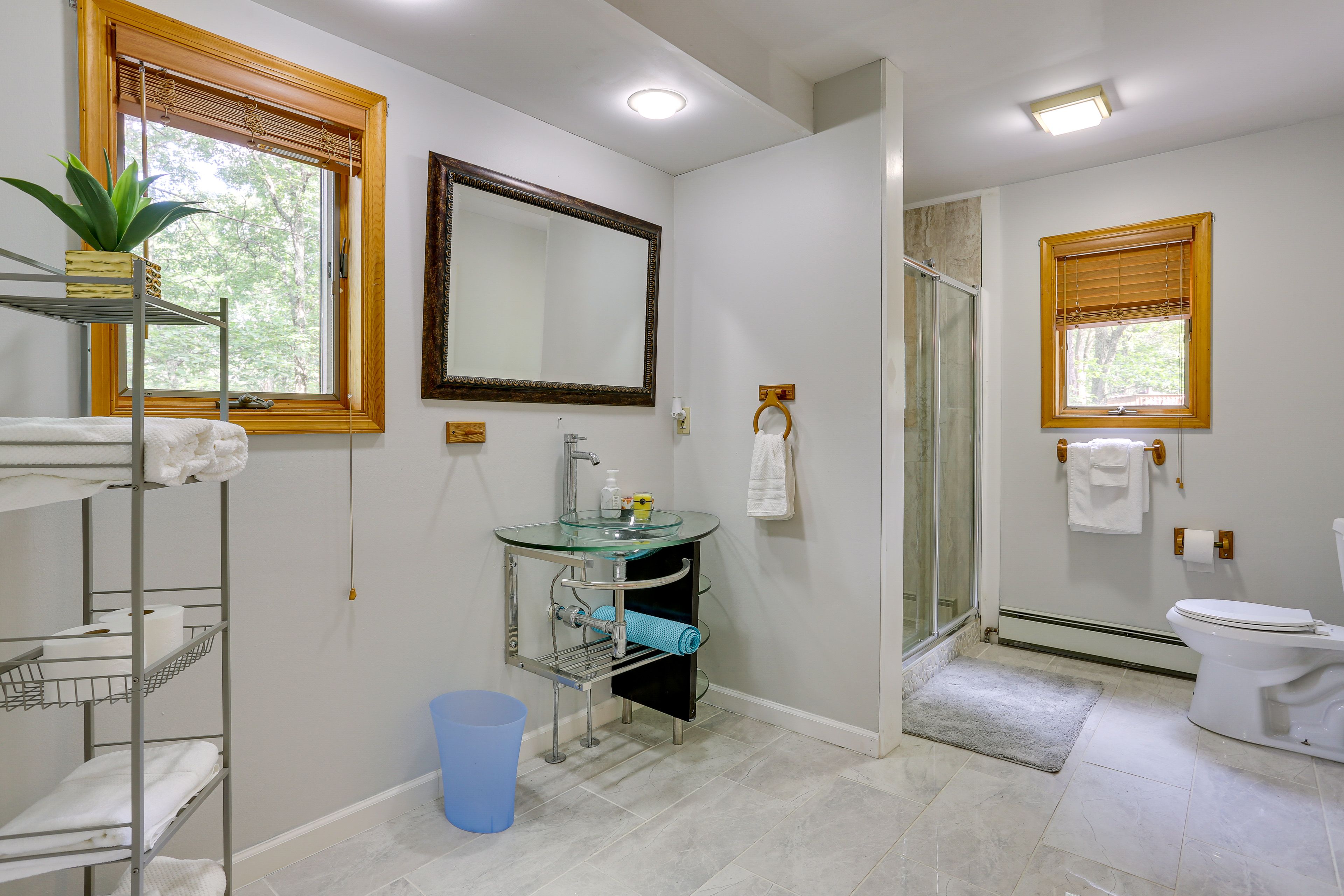 En-Suite Bathroom | Complimentary Toiletries