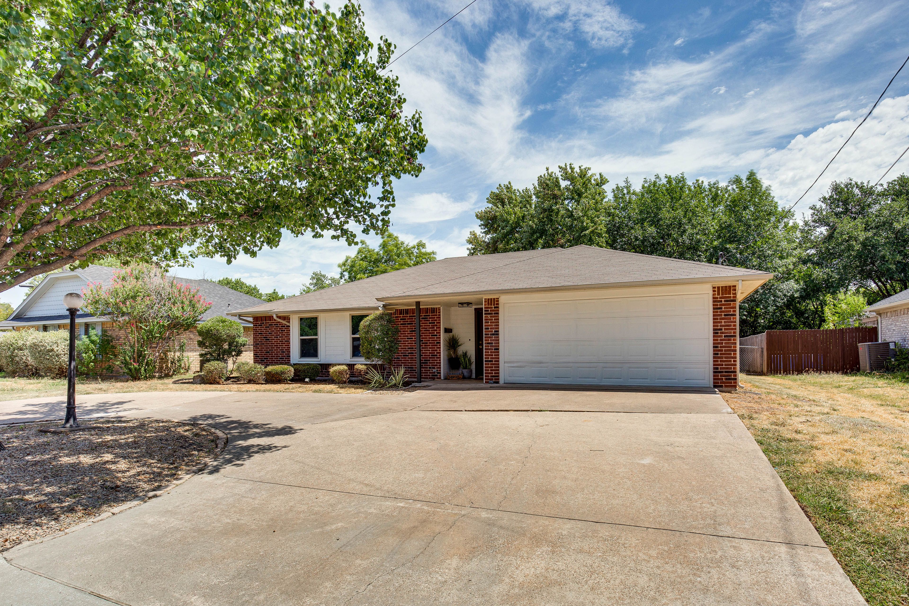Garage (1 Vehicle) | Driveway (2 Vehicles) | Free Street Parking