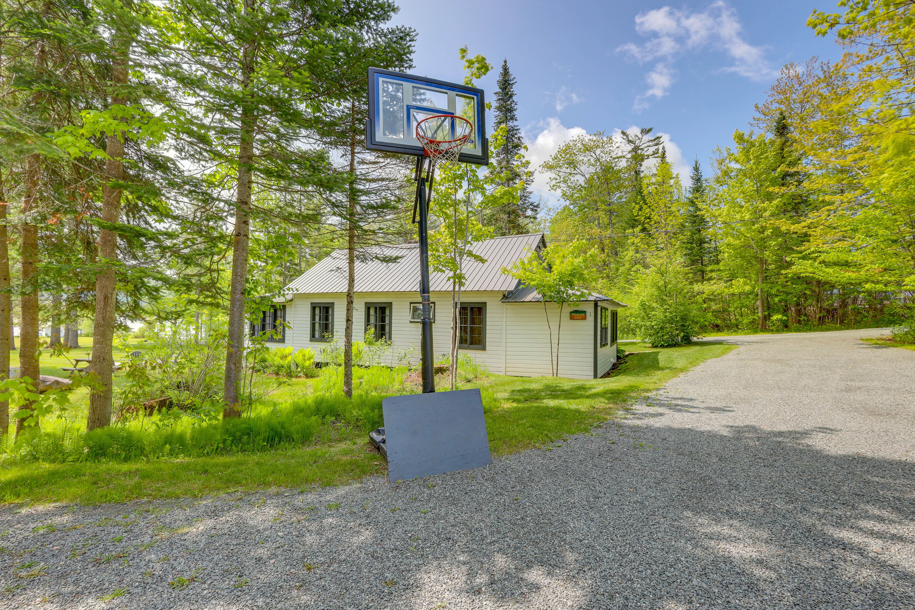Entrance | Parking | Basketball Hoop  | 1 Exterior Security Camera (Inactive)