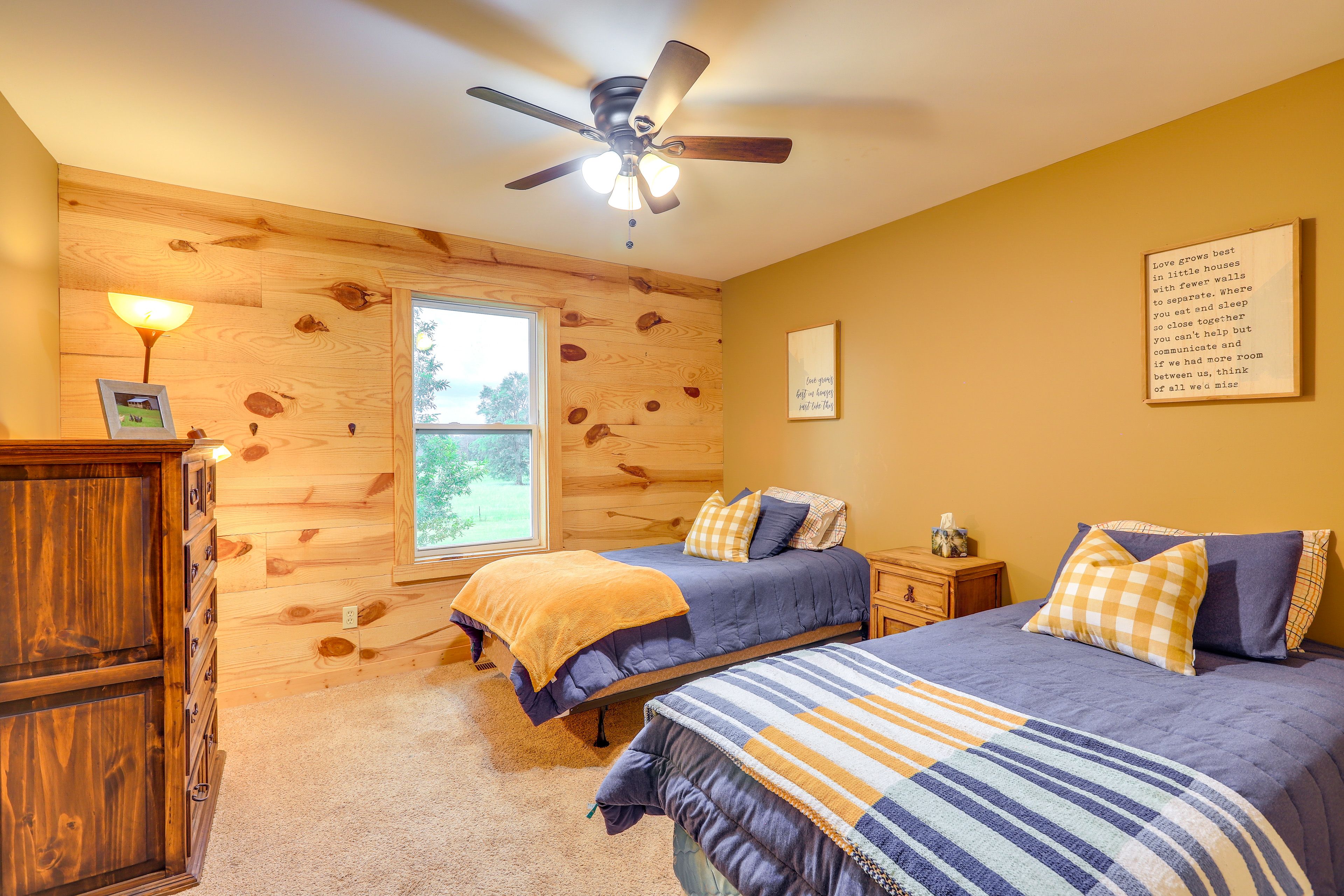 Bedroom 3 | 2 Twin Beds