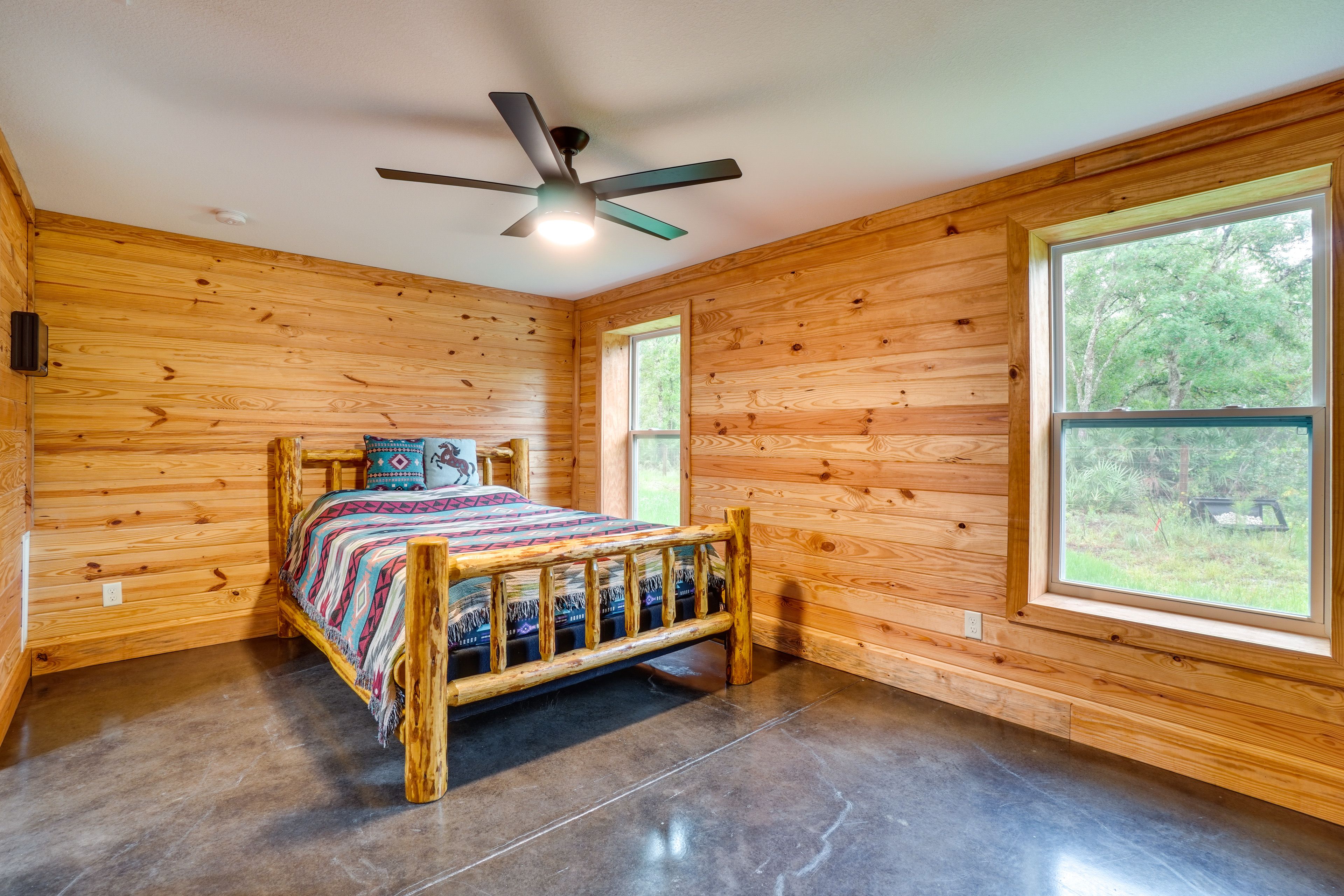 Bedroom 1 | Queen Bed | Linens Provided