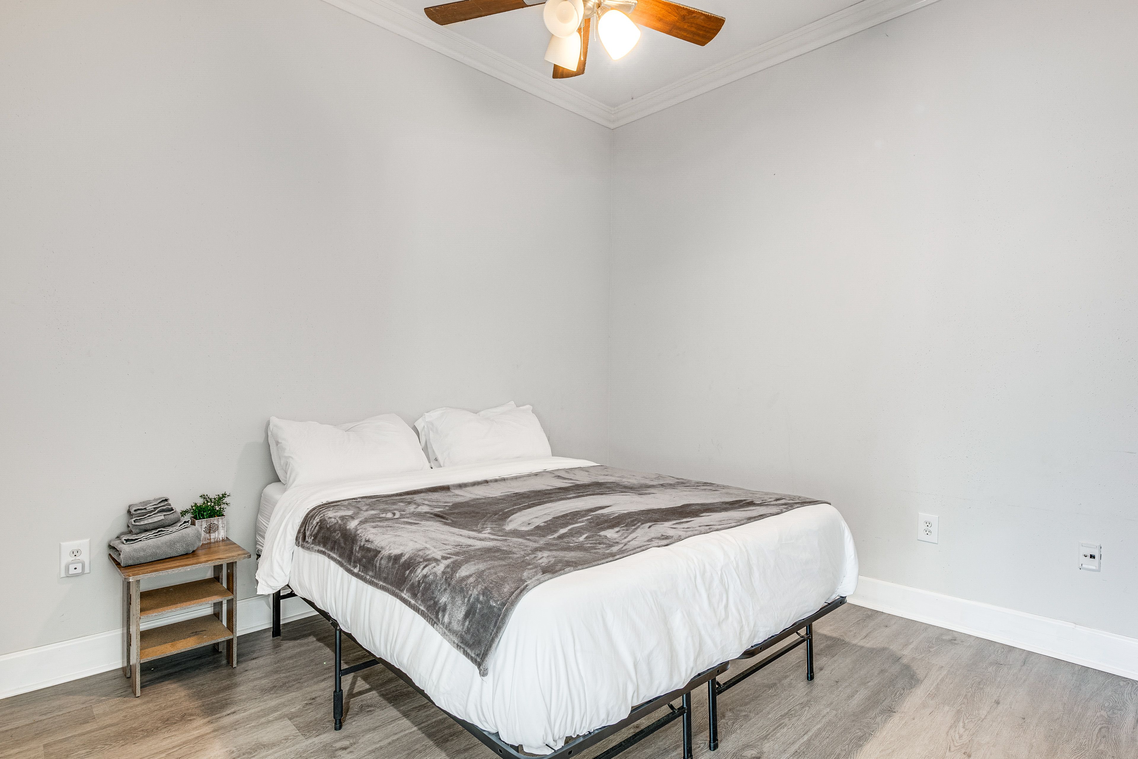 Bedroom 3 | Full Bed