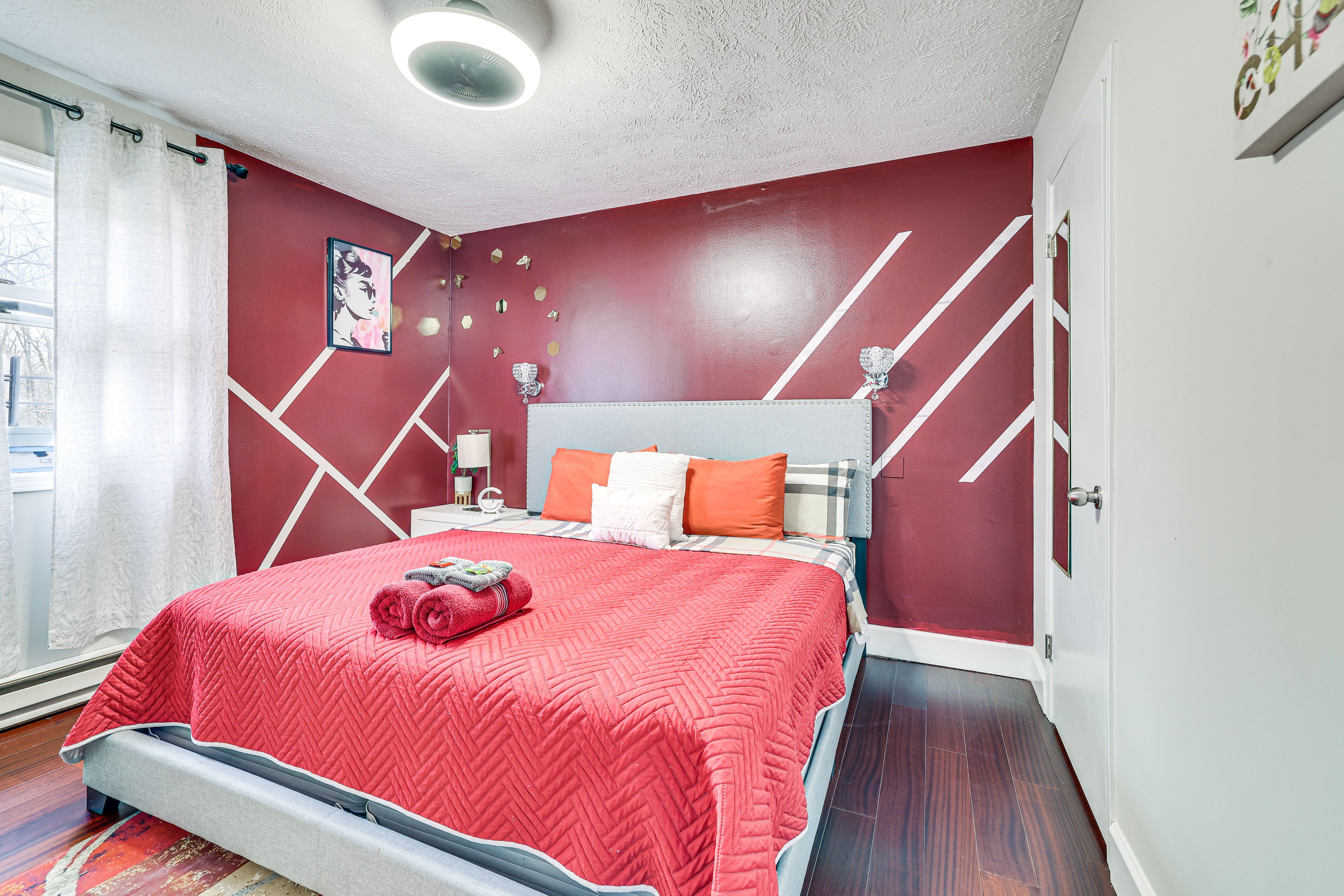 Bedroom 4 | Queen Bed
