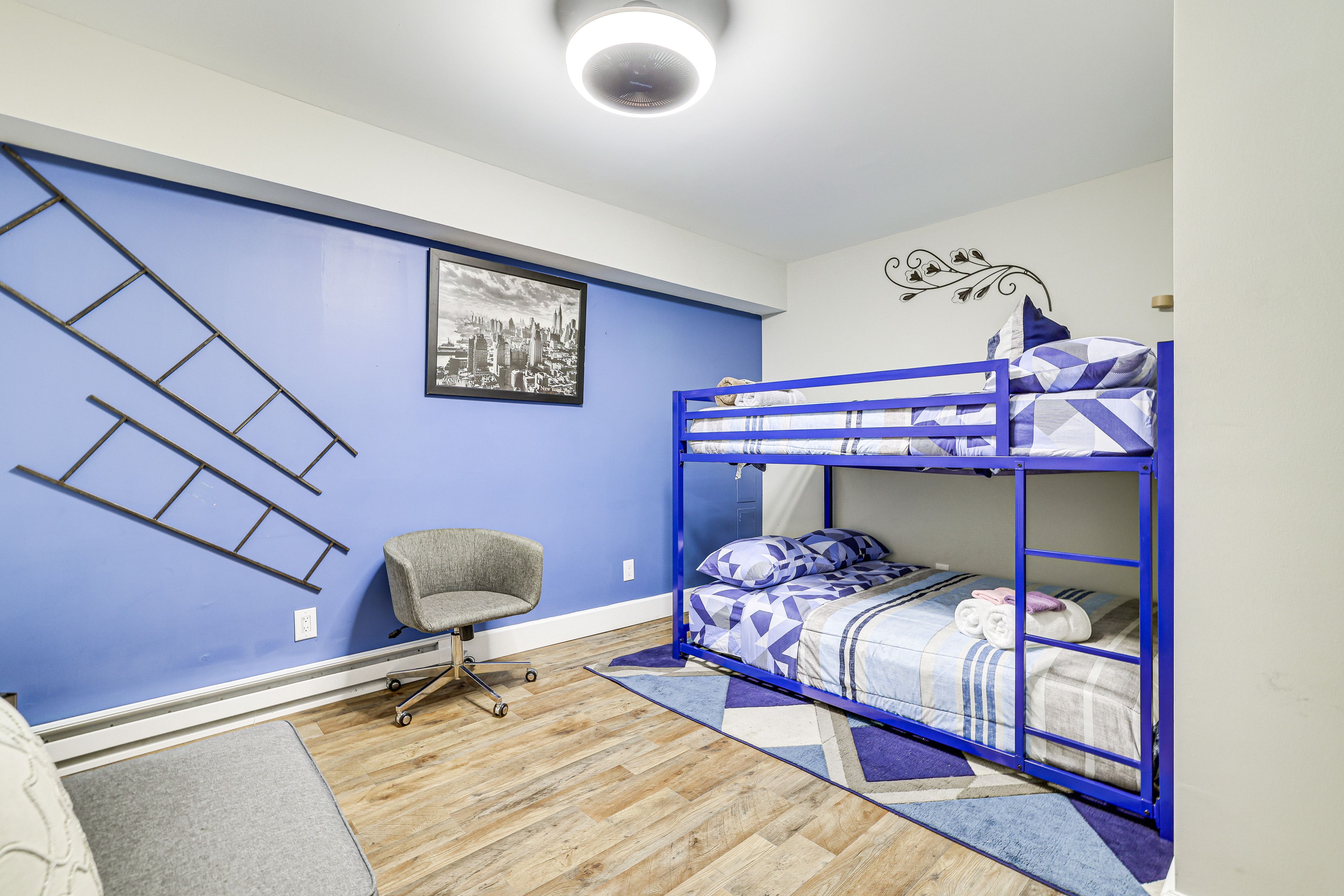 Bedroom 5 | Full Bunk Bed