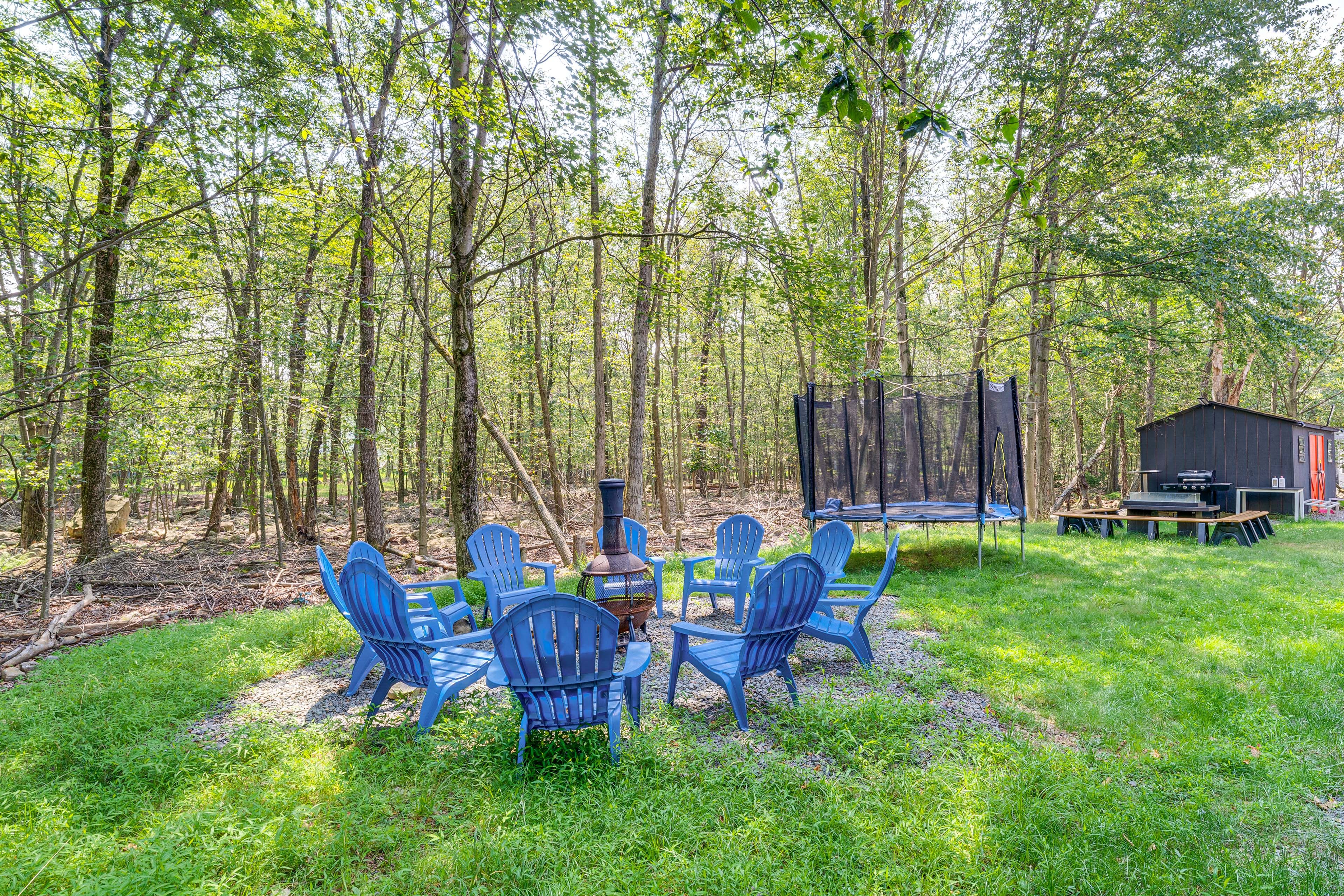 Yard Space | Patio | Trampoline