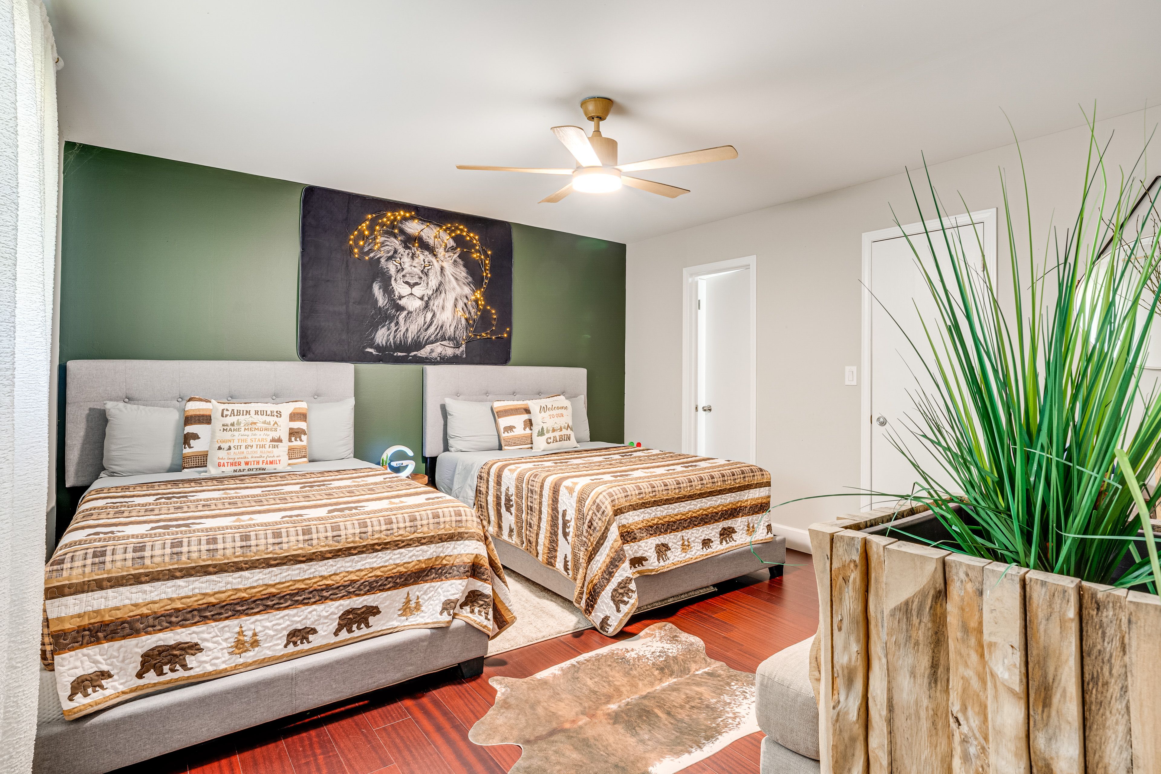 Bedroom 3 | 2 Full Beds