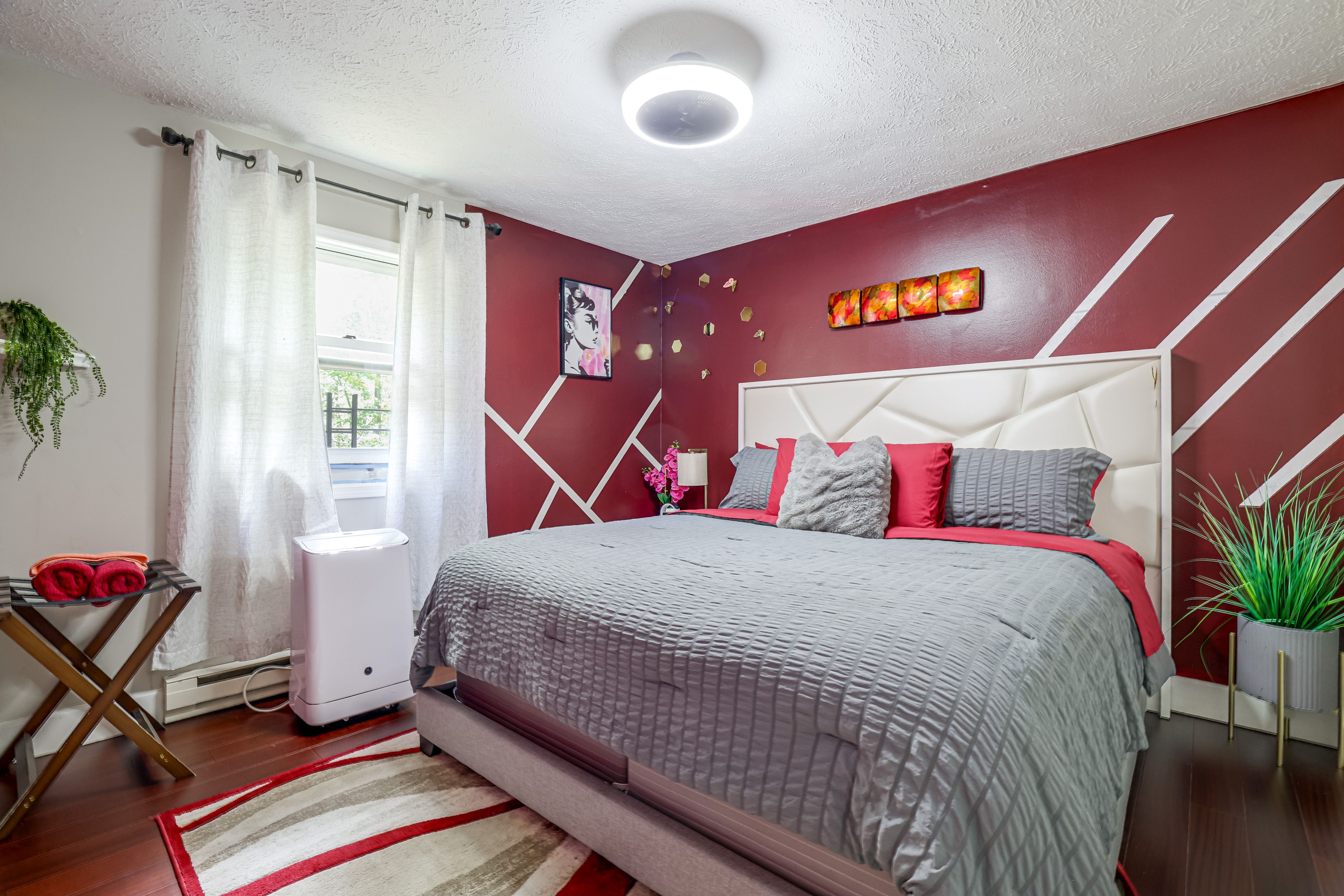 Bedroom 4 | King Bed