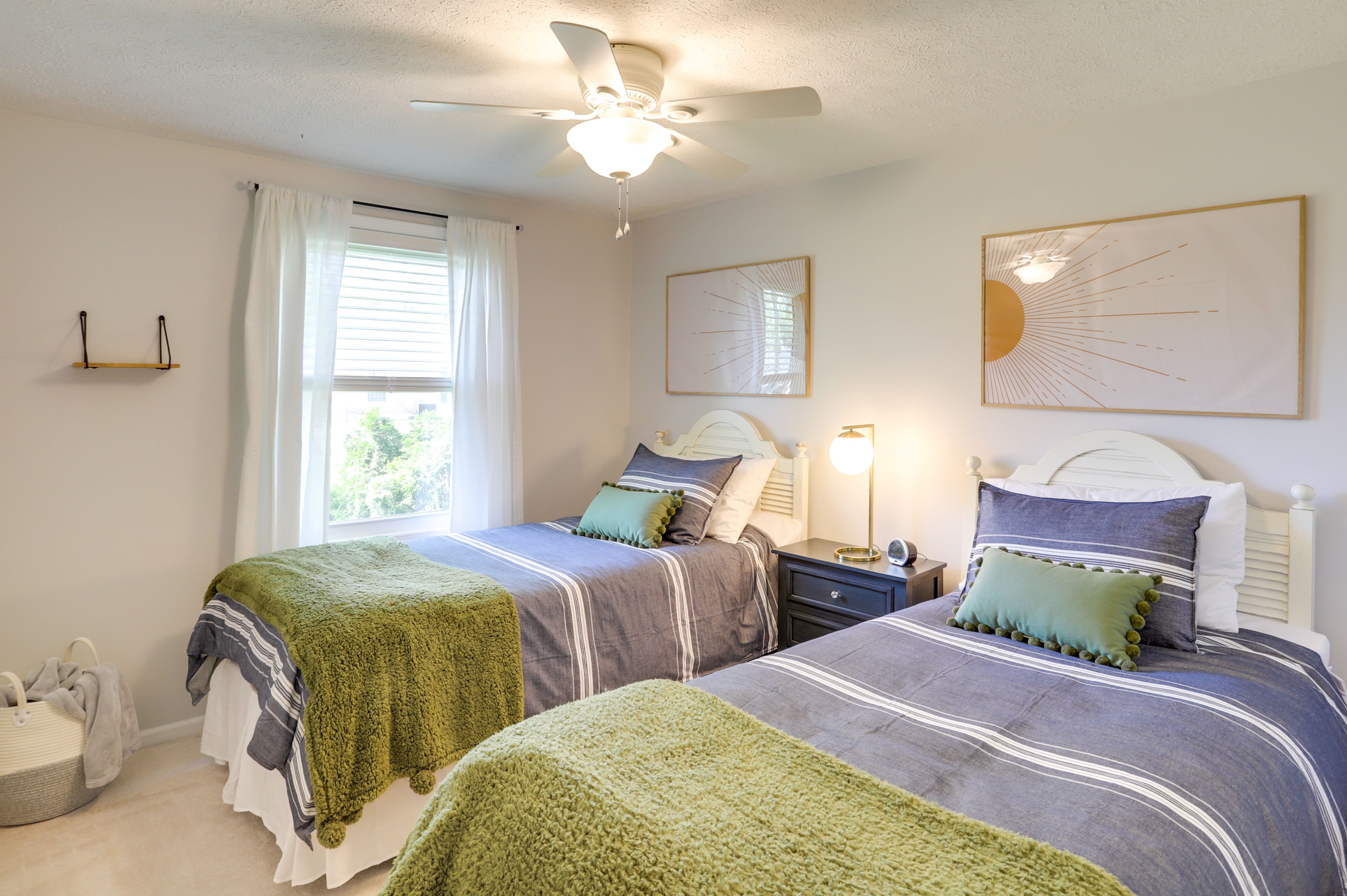 Bedroom 2 | 2 Twin Beds | Central Air Conditioning/Heat